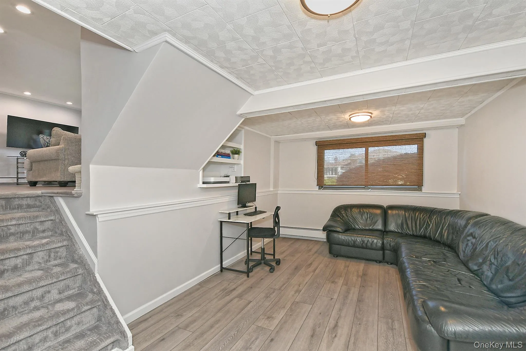 36 Lane Avenue, Oyster Bay, NY, 4 Bedrooms Bedrooms, 9 Rooms Rooms,2 BathroomsBathrooms,Residential,For Rent,Lane,0,1003459 36 Lane Avenue, Oyster Bay, NY, 4 Bedrooms Bedrooms, 9 Rooms Rooms,2 BathroomsBathrooms,Residential,For Rent,Lane,0,1003459