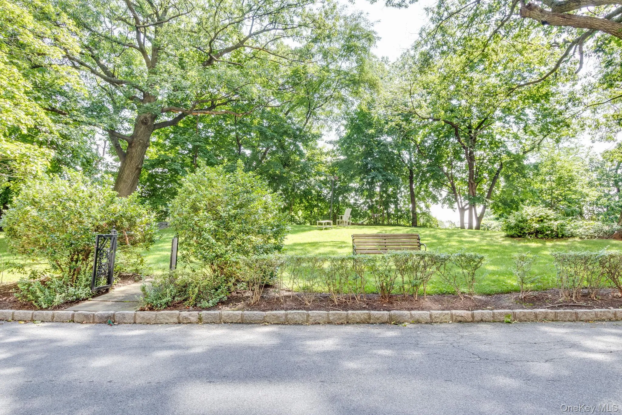 4555 Henry Hudson Parkway, New York, NY, 2 Bedrooms Bedrooms, 4 Rooms Rooms,1 BathroomBathrooms,Residential,For Rent,Henry Hudson,0,1003461 4555 Henry Hudson Parkway, New York, NY, 2 Bedrooms Bedrooms, 4 Rooms Rooms,1 BathroomBathrooms,Residential,For Rent,Henry Hudson,0,1003461