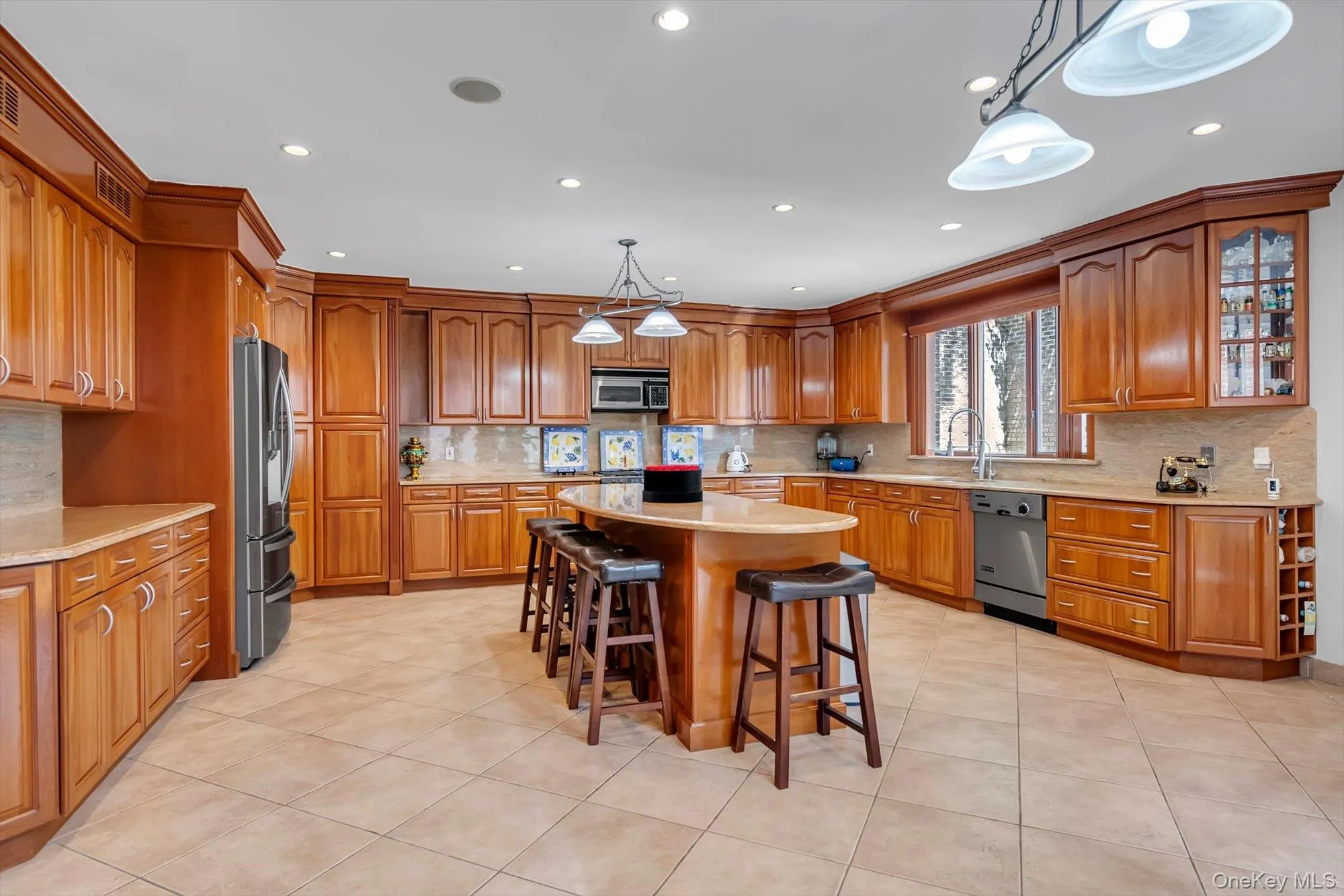 18042 Aberdeen Road, New York, NY, 3 Bedrooms Bedrooms, 6 Rooms Rooms,3 BathroomsBathrooms,Residential,For Rent,Aberdeen,0,1003462 18042 Aberdeen Road, New York, NY, 3 Bedrooms Bedrooms, 6 Rooms Rooms,3 BathroomsBathrooms,Residential,For Rent,Aberdeen,0,1003462