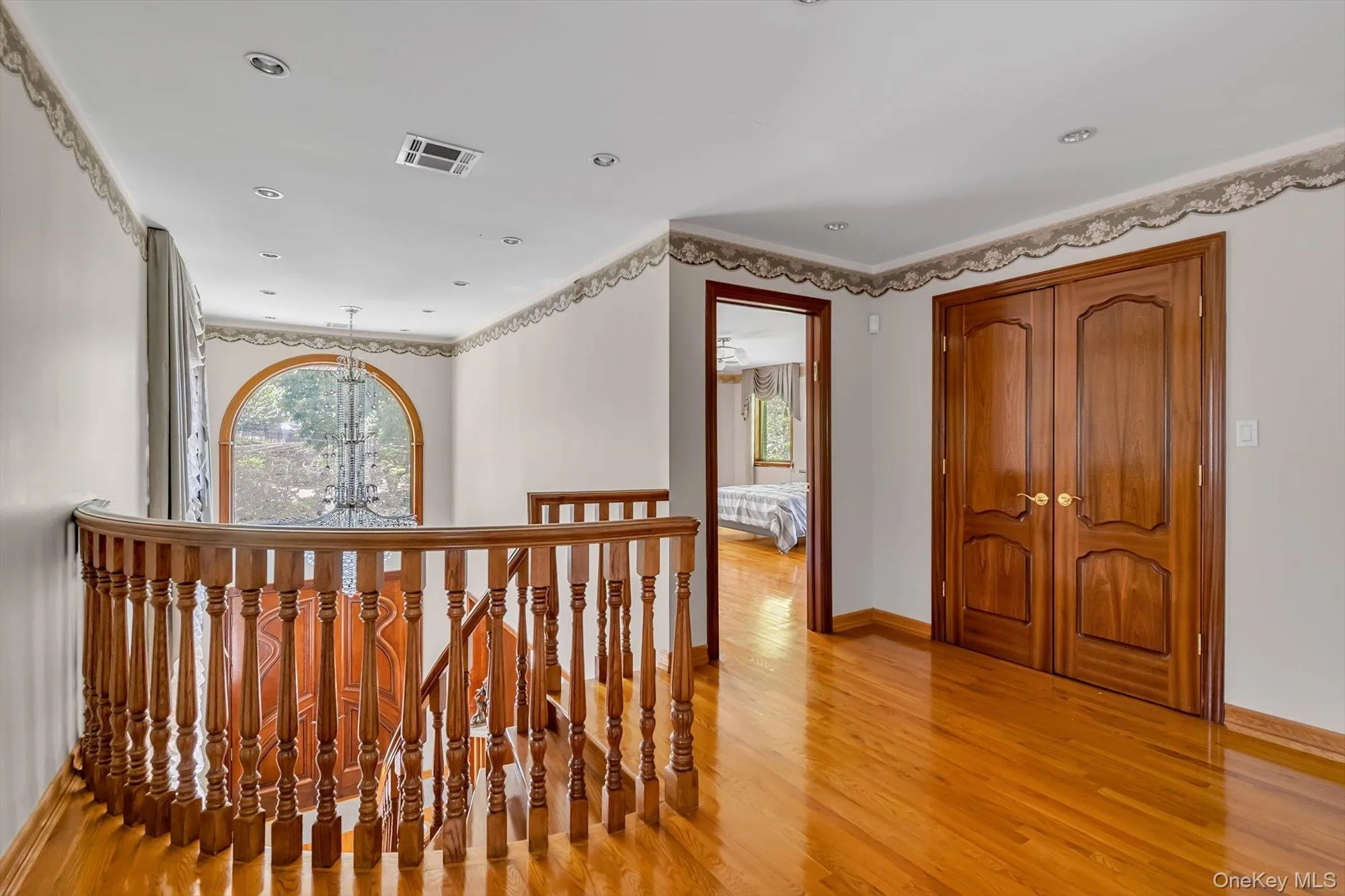 18042 Aberdeen Road, New York, NY, 3 Bedrooms Bedrooms, 6 Rooms Rooms,3 BathroomsBathrooms,Residential,For Rent,Aberdeen,0,1003462 18042 Aberdeen Road, New York, NY, 3 Bedrooms Bedrooms, 6 Rooms Rooms,3 BathroomsBathrooms,Residential,For Rent,Aberdeen,0,1003462