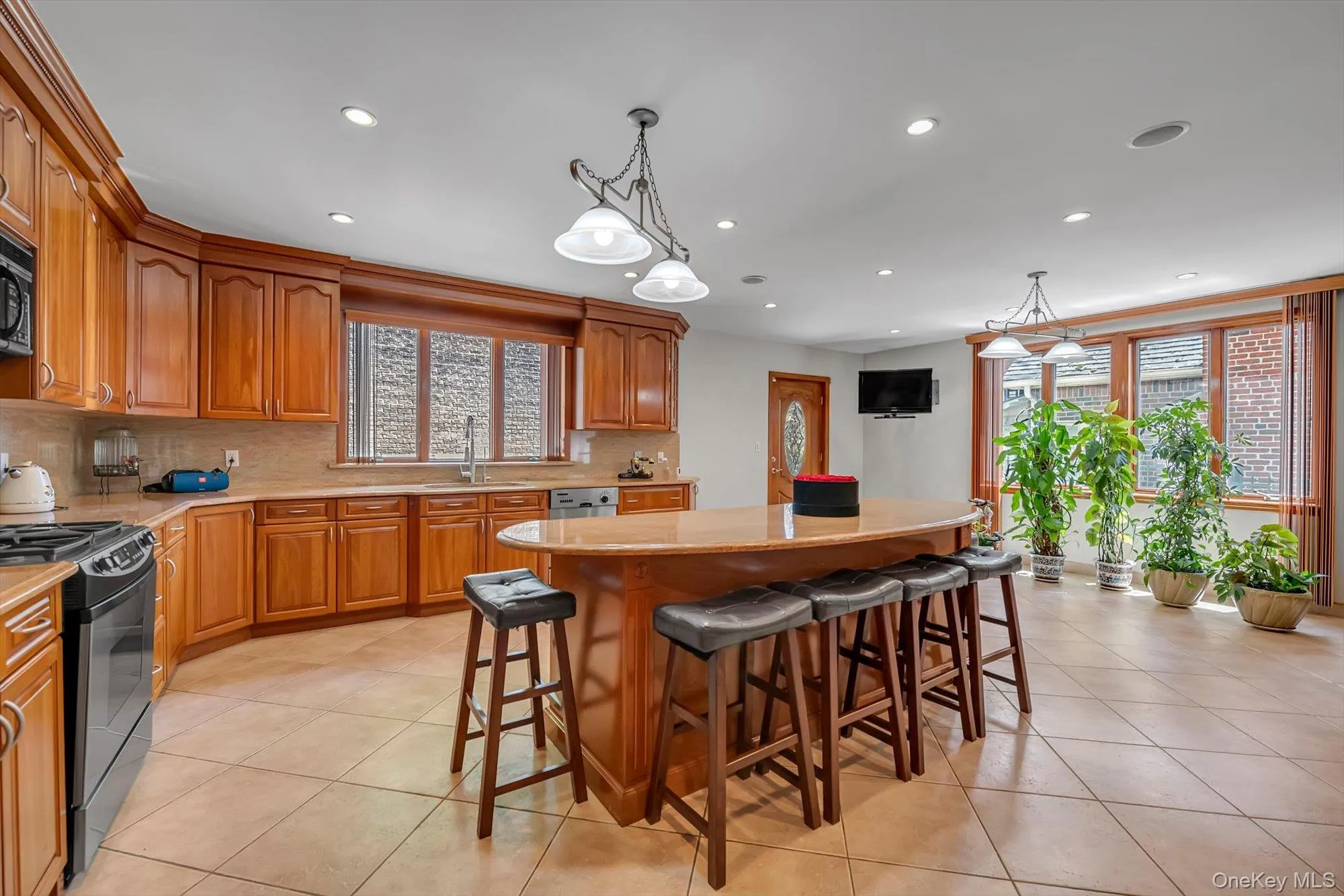18042 Aberdeen Road, New York, NY, 3 Bedrooms Bedrooms, 6 Rooms Rooms,3 BathroomsBathrooms,Residential,For Rent,Aberdeen,0,1003462 18042 Aberdeen Road, New York, NY, 3 Bedrooms Bedrooms, 6 Rooms Rooms,3 BathroomsBathrooms,Residential,For Rent,Aberdeen,0,1003462