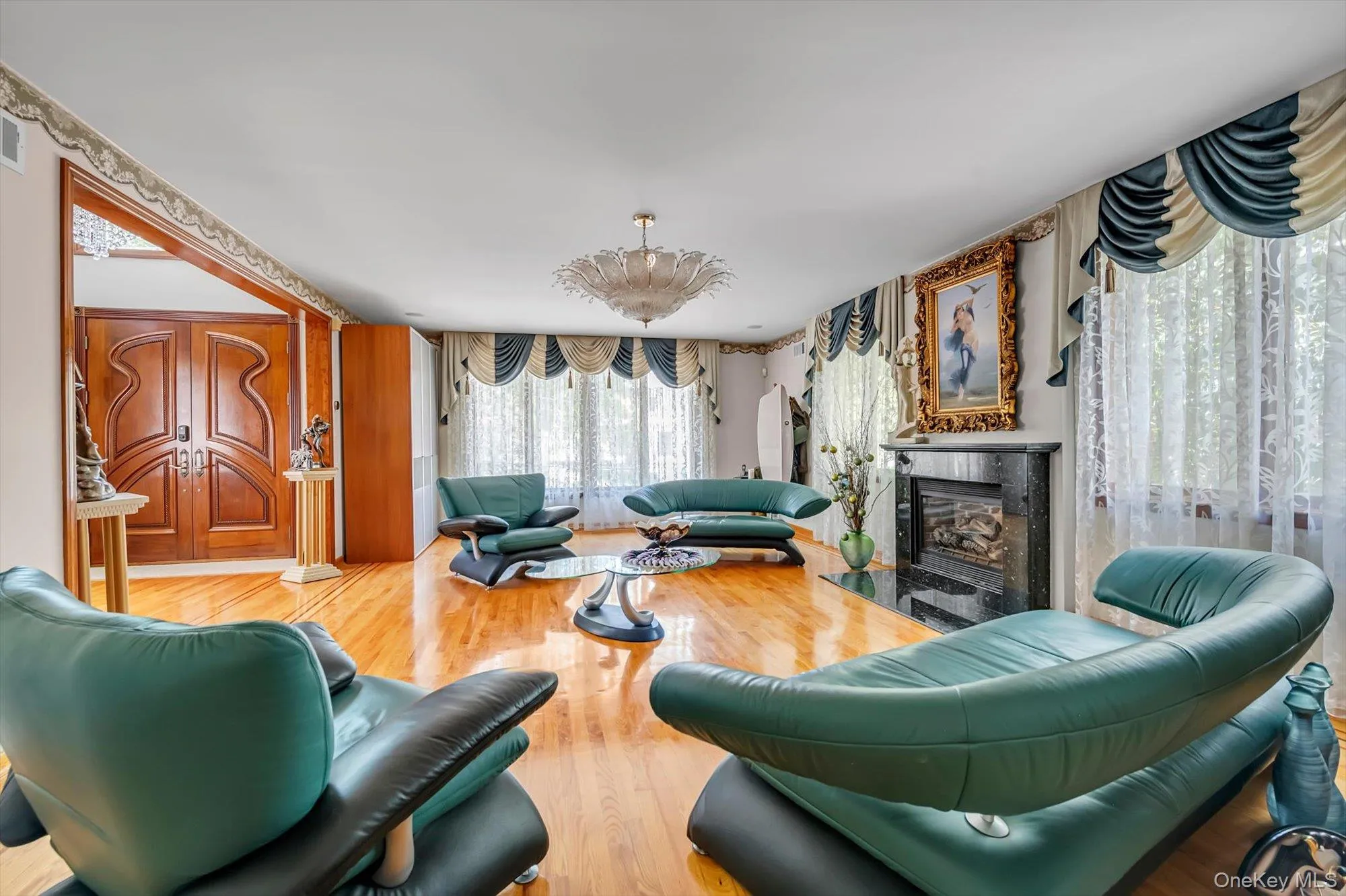 18042 Aberdeen Road, New York, NY, 3 Bedrooms Bedrooms, 6 Rooms Rooms,3 BathroomsBathrooms,Residential,For Rent,Aberdeen,0,1003462 18042 Aberdeen Road, New York, NY, 3 Bedrooms Bedrooms, 6 Rooms Rooms,3 BathroomsBathrooms,Residential,For Rent,Aberdeen,0,1003462
