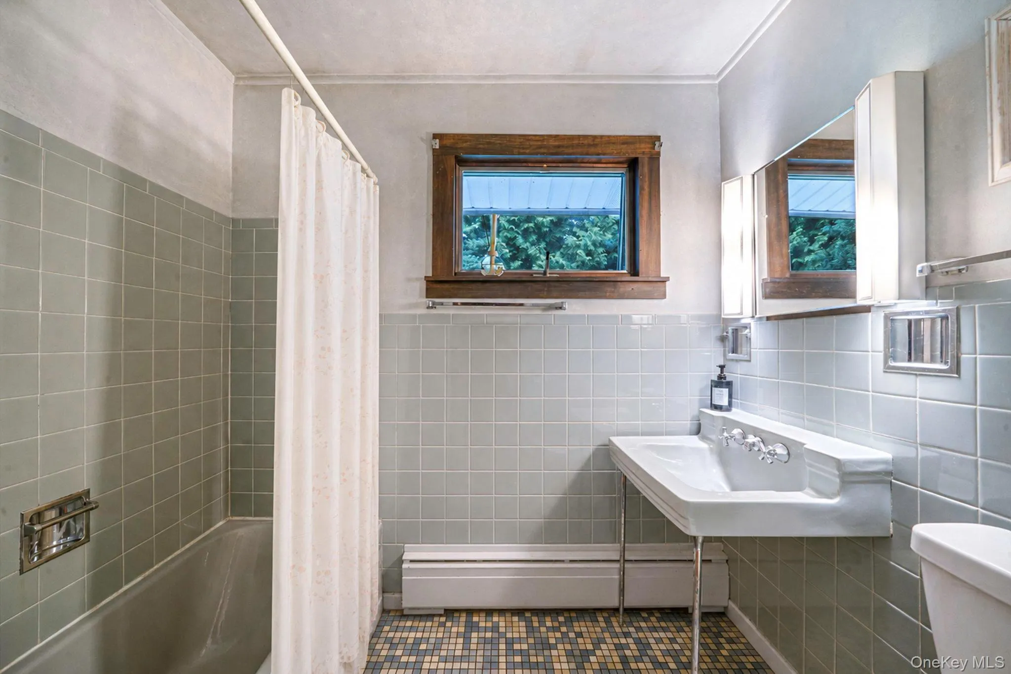 280 Deforest Road, Huntington, NY, 3 Bedrooms Bedrooms, 8 Rooms Rooms,2 BathroomsBathrooms,Residential,For Rent,Deforest,0,1003463 280 Deforest Road, Huntington, NY, 3 Bedrooms Bedrooms, 8 Rooms Rooms,2 BathroomsBathrooms,Residential,For Rent,Deforest,0,1003463