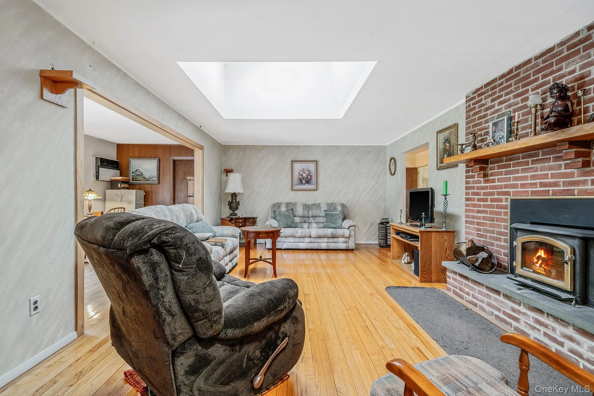 280 Deforest Road, Huntington, NY, 3 Bedrooms Bedrooms, 8 Rooms Rooms,2 BathroomsBathrooms,Residential,For Rent,Deforest,0,1003463 280 Deforest Road, Huntington, NY, 3 Bedrooms Bedrooms, 8 Rooms Rooms,2 BathroomsBathrooms,Residential,For Rent,Deforest,0,1003463