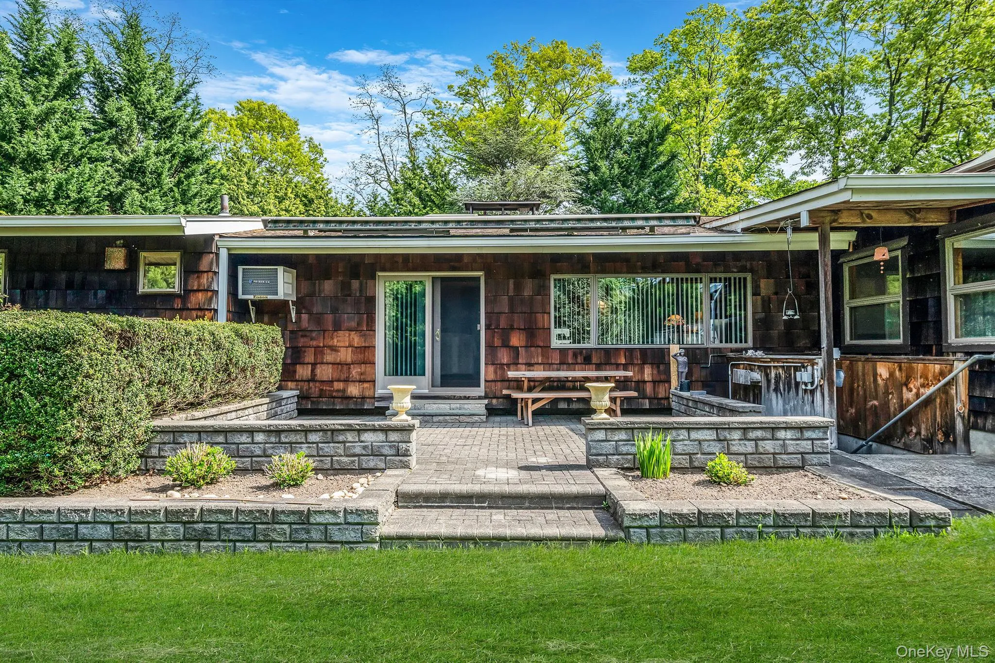 280 Deforest Road, Huntington, NY, 3 Bedrooms Bedrooms, 8 Rooms Rooms,2 BathroomsBathrooms,Residential,For Rent,Deforest,0,1003463 280 Deforest Road, Huntington, NY, 3 Bedrooms Bedrooms, 8 Rooms Rooms,2 BathroomsBathrooms,Residential,For Rent,Deforest,0,1003463