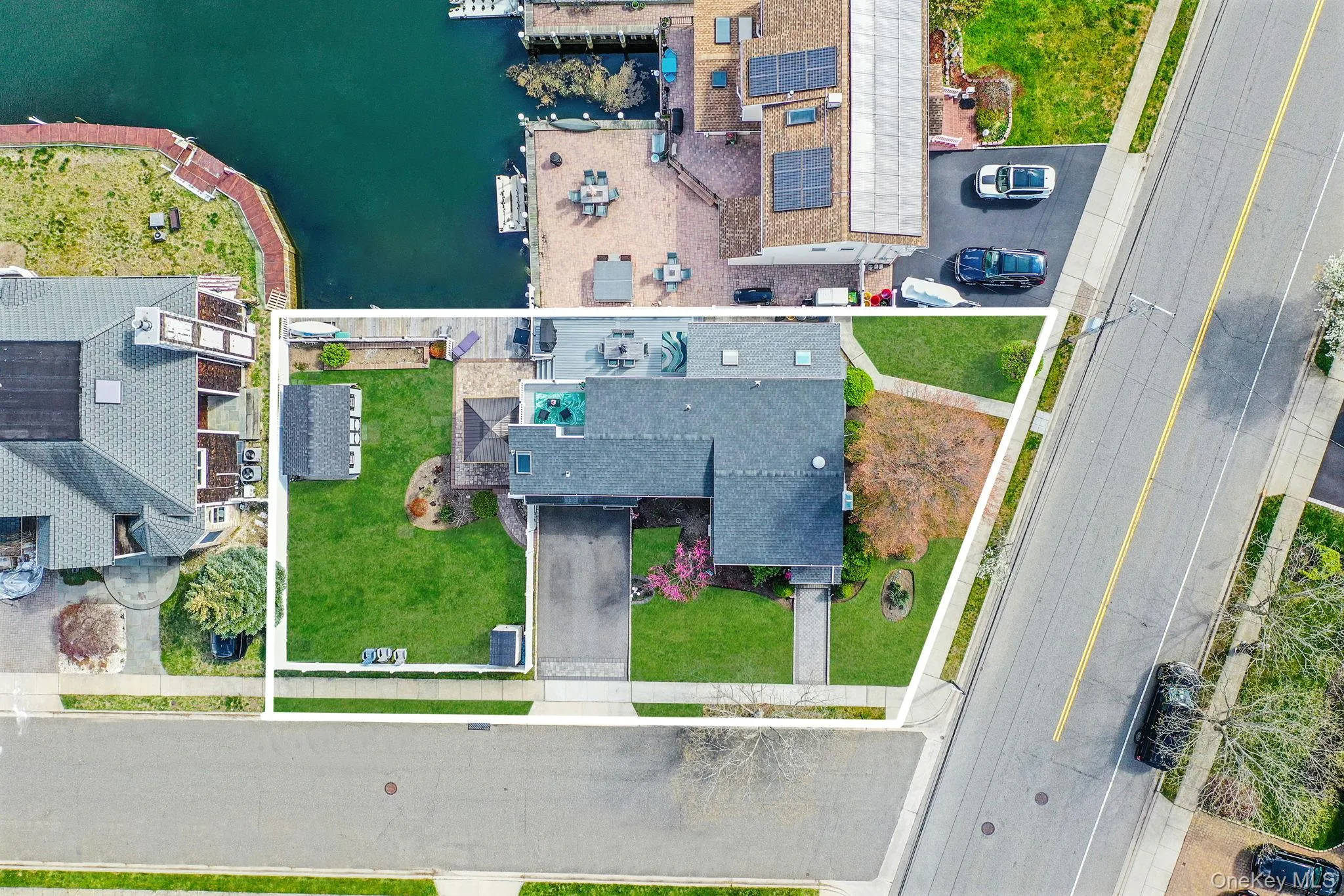 2 Sutton Place, Oyster Bay, NY, 4 Bedrooms Bedrooms, 8 Rooms Rooms,3 BathroomsBathrooms,Residential,For Rent,Sutton,0,1003464 2 Sutton Place, Oyster Bay, NY, 4 Bedrooms Bedrooms, 8 Rooms Rooms,3 BathroomsBathrooms,Residential,For Rent,Sutton,0,1003464