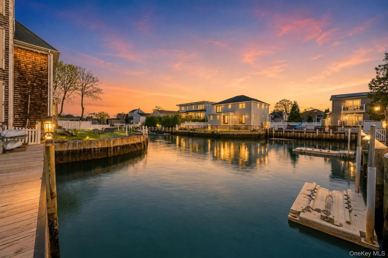 2 Sutton Place, Oyster Bay, NY, 4 Bedrooms Bedrooms, 8 Rooms Rooms,3 BathroomsBathrooms,Residential,For Rent,Sutton,0,1003464 2 Sutton Place, Oyster Bay, NY, 4 Bedrooms Bedrooms, 8 Rooms Rooms,3 BathroomsBathrooms,Residential,For Rent,Sutton,0,1003464