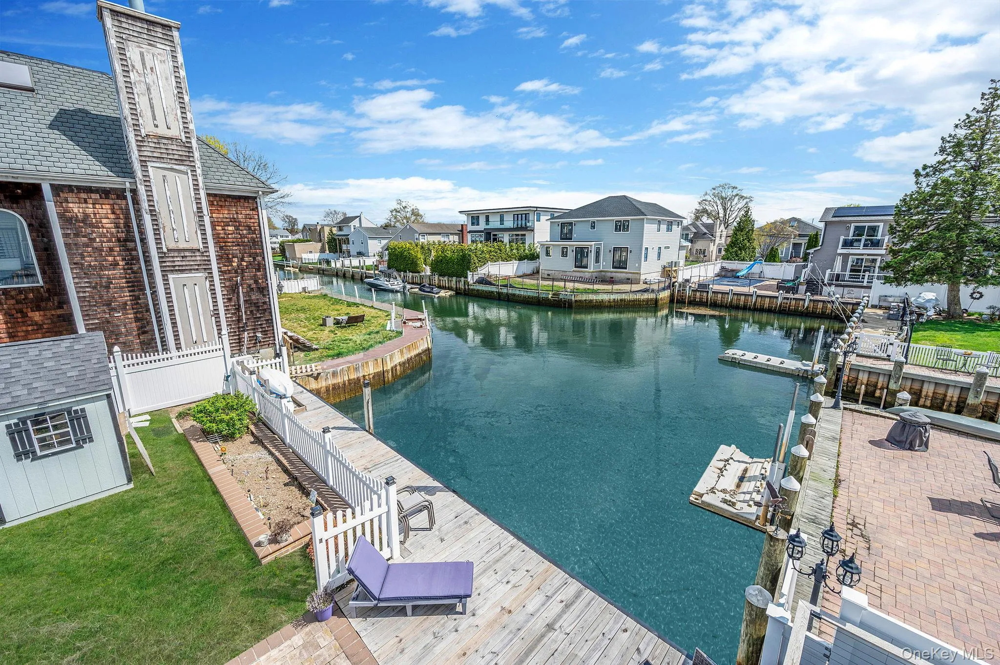2 Sutton Place, Oyster Bay, NY, 4 Bedrooms Bedrooms, 8 Rooms Rooms,3 BathroomsBathrooms,Residential,For Rent,Sutton,0,1003464 2 Sutton Place, Oyster Bay, NY, 4 Bedrooms Bedrooms, 8 Rooms Rooms,3 BathroomsBathrooms,Residential,For Rent,Sutton,0,1003464