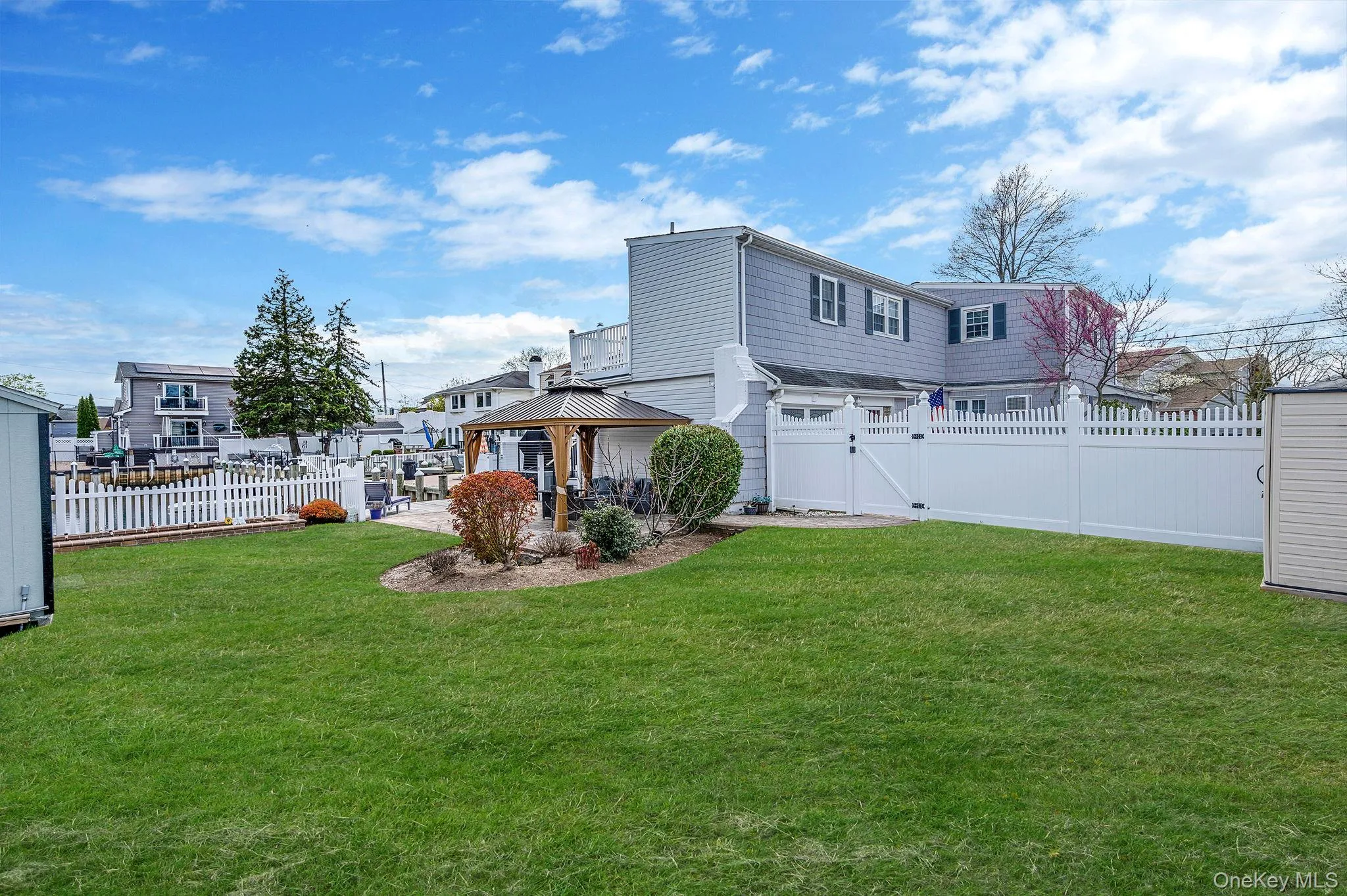 2 Sutton Place, Oyster Bay, NY, 4 Bedrooms Bedrooms, 8 Rooms Rooms,3 BathroomsBathrooms,Residential,For Rent,Sutton,0,1003464 2 Sutton Place, Oyster Bay, NY, 4 Bedrooms Bedrooms, 8 Rooms Rooms,3 BathroomsBathrooms,Residential,For Rent,Sutton,0,1003464