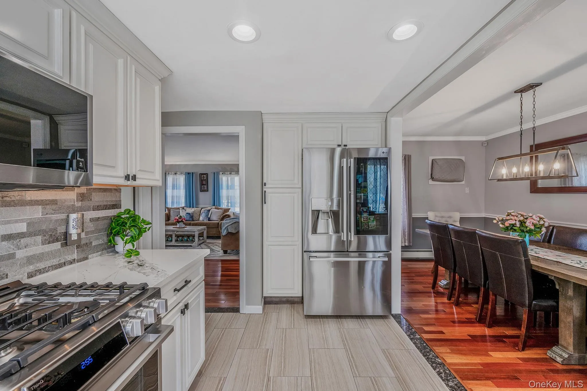 2 Sutton Place, Oyster Bay, NY, 4 Bedrooms Bedrooms, 8 Rooms Rooms,3 BathroomsBathrooms,Residential,For Rent,Sutton,0,1003464 2 Sutton Place, Oyster Bay, NY, 4 Bedrooms Bedrooms, 8 Rooms Rooms,3 BathroomsBathrooms,Residential,For Rent,Sutton,0,1003464