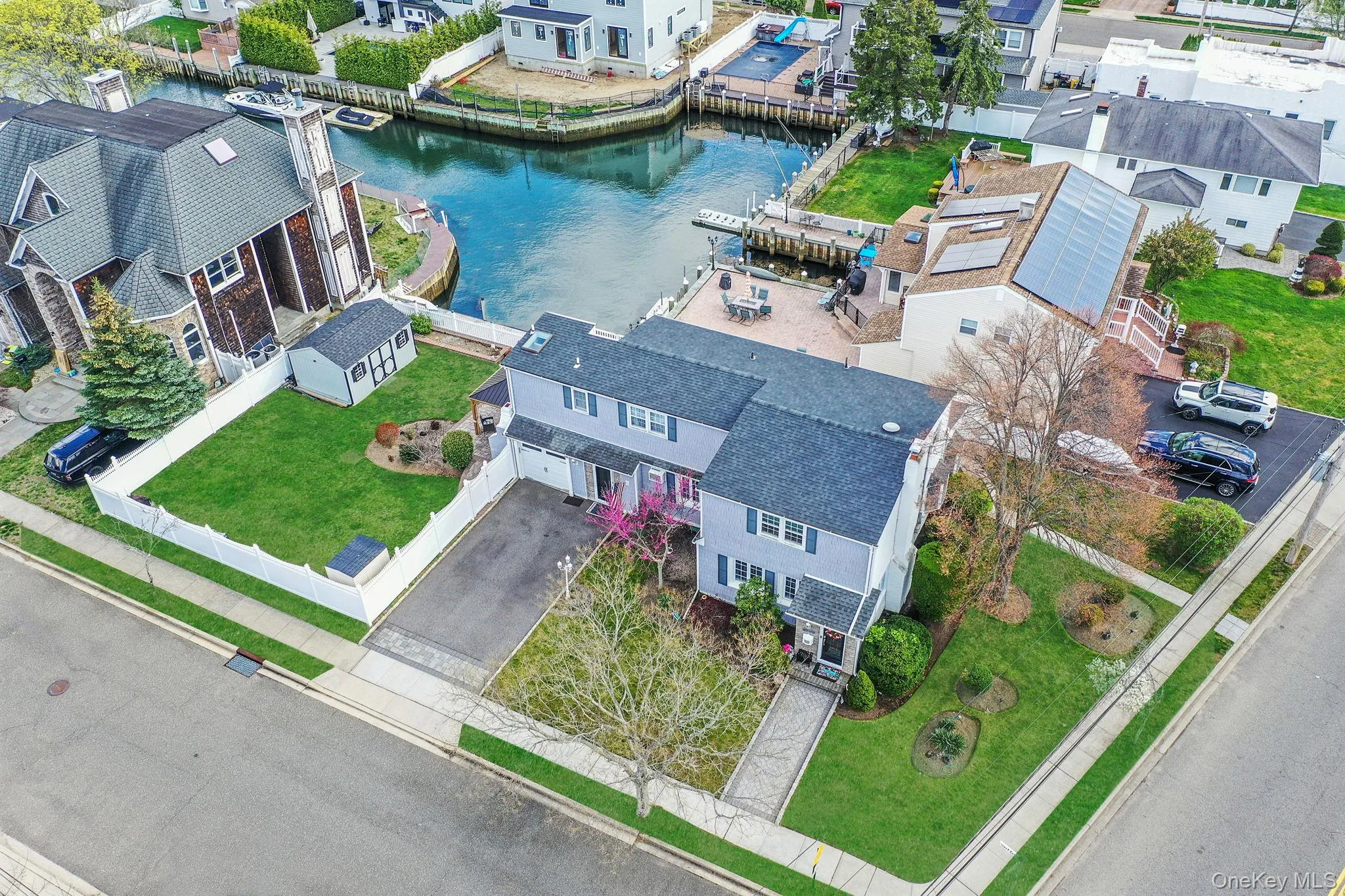 2 Sutton Place, Oyster Bay, NY, 4 Bedrooms Bedrooms, 8 Rooms Rooms,3 BathroomsBathrooms,Residential,For Rent,Sutton,0,1003464 2 Sutton Place, Oyster Bay, NY, 4 Bedrooms Bedrooms, 8 Rooms Rooms,3 BathroomsBathrooms,Residential,For Rent,Sutton,0,1003464