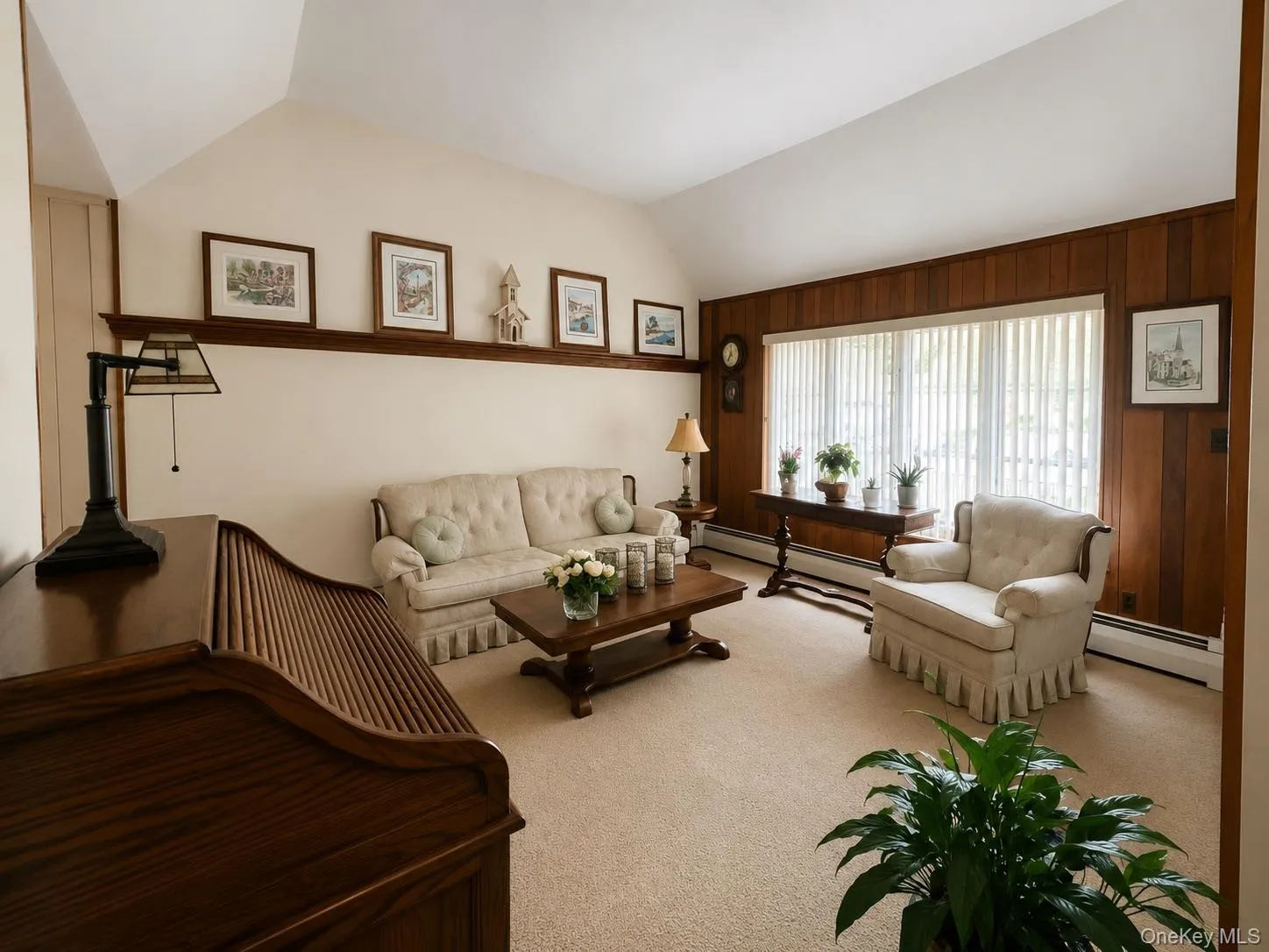 317 Herbert Place, Oyster Bay, NY, 4 Bedrooms Bedrooms, 9 Rooms Rooms,1 BathroomBathrooms,Residential,For Rent,Herbert,0,1003465 317 Herbert Place, Oyster Bay, NY, 4 Bedrooms Bedrooms, 9 Rooms Rooms,1 BathroomBathrooms,Residential,For Rent,Herbert,0,1003465