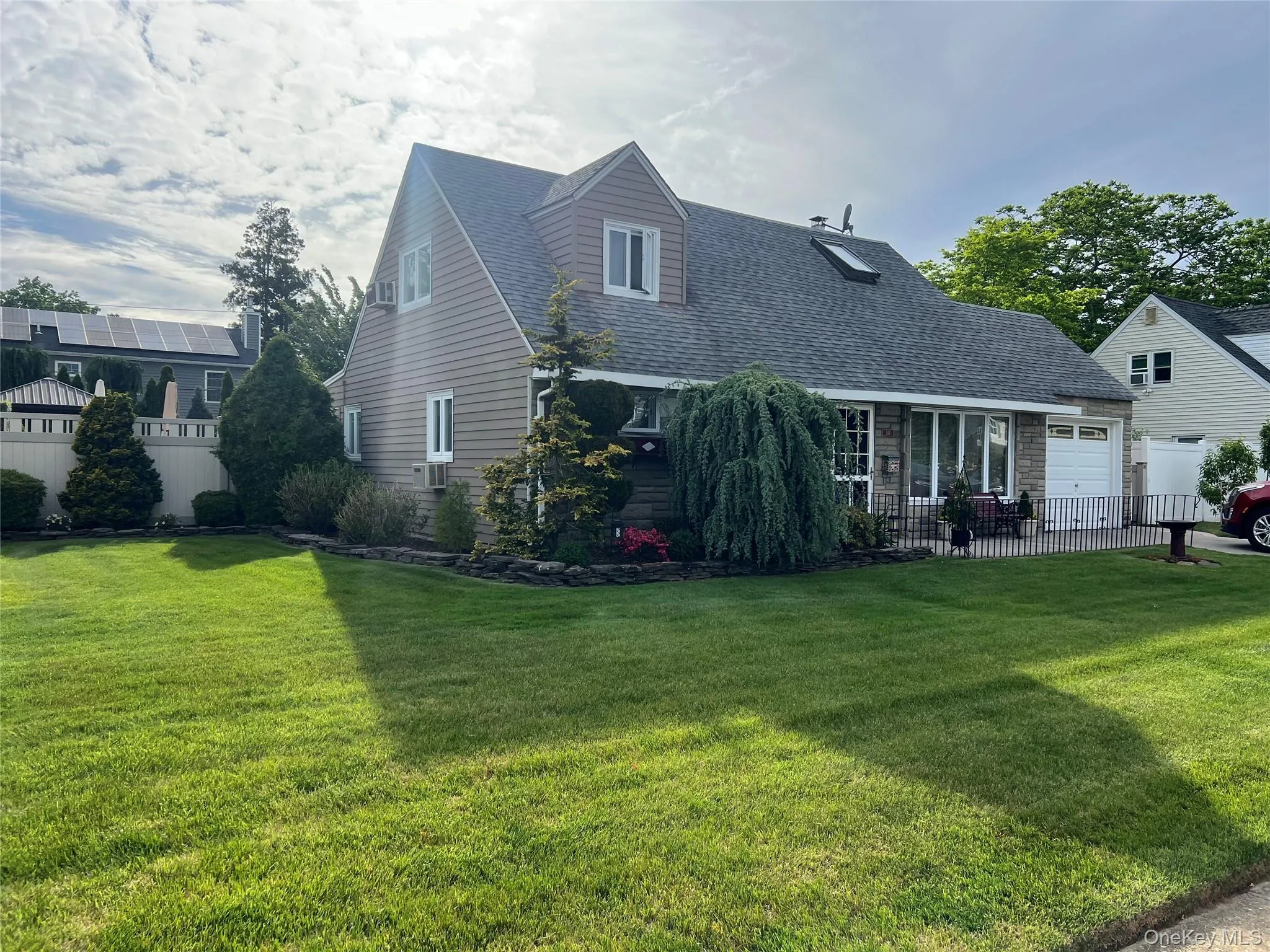 317 Herbert Place, Oyster Bay, NY, 4 Bedrooms Bedrooms, 9 Rooms Rooms,1 BathroomBathrooms,Residential,For Rent,Herbert,0,1003465 317 Herbert Place, Oyster Bay, NY, 4 Bedrooms Bedrooms, 9 Rooms Rooms,1 BathroomBathrooms,Residential,For Rent,Herbert,0,1003465