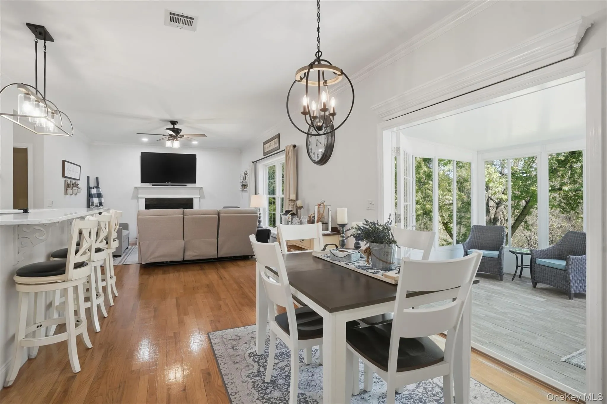 161 West Street, Warwick (town), NY, 5 Bedrooms Bedrooms, 11 Rooms Rooms,3 BathroomsBathrooms,Residential,For Rent,West,0,1003476 161 West Street, Warwick (town), NY, 5 Bedrooms Bedrooms, 11 Rooms Rooms,3 BathroomsBathrooms,Residential,For Rent,West,0,1003476