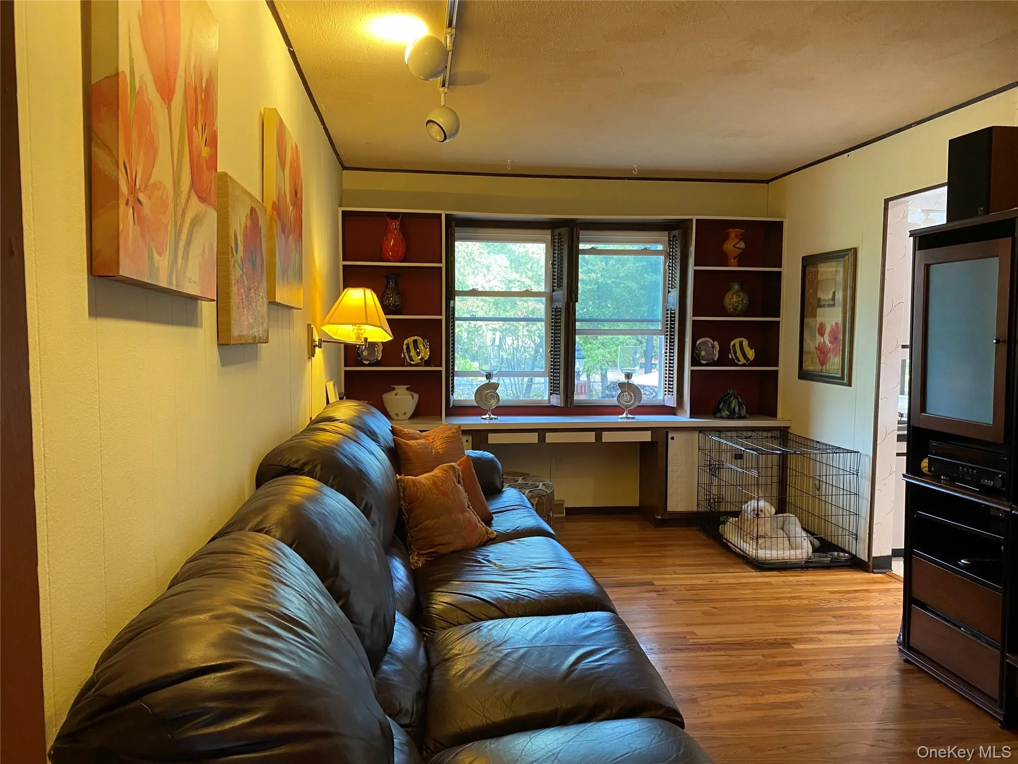 Office/Den Office/Den