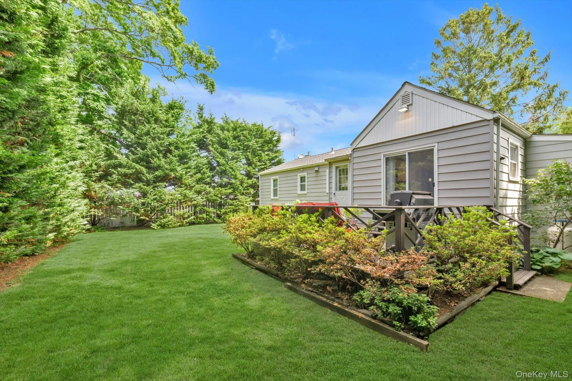 Beautifully landscaped backyard Beautifully landscaped backyard