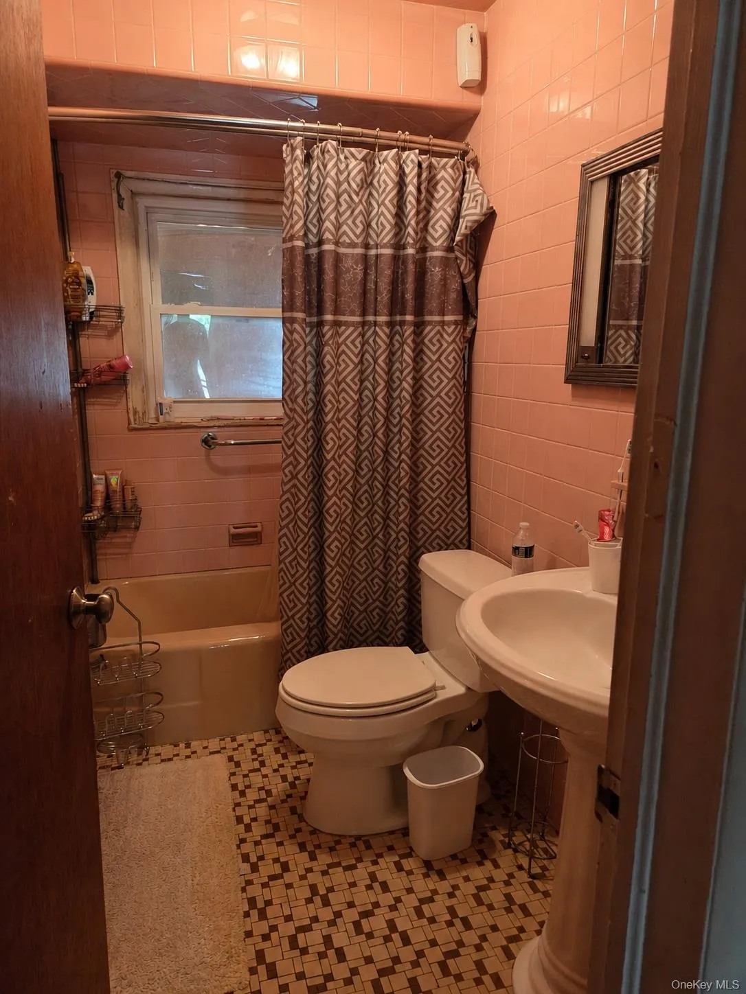 125 Zimmerman Road, Fallsburg, NY, 3 Bedrooms Bedrooms, 9 Rooms Rooms,2 BathroomsBathrooms,Residential,For Rent,Zimmerman,0,1003489 125 Zimmerman Road, Fallsburg, NY, 3 Bedrooms Bedrooms, 9 Rooms Rooms,2 BathroomsBathrooms,Residential,For Rent,Zimmerman,0,1003489