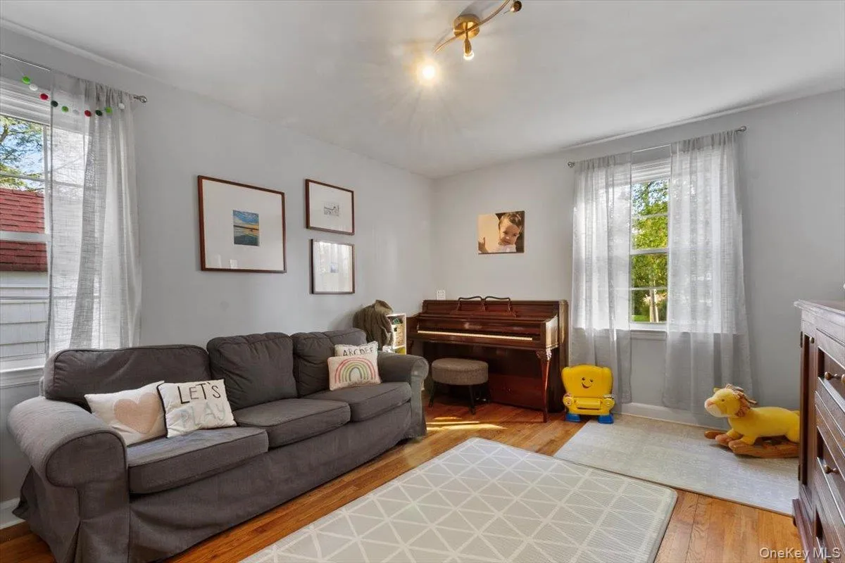 150 Parkview Place, Mount Kisco, NY, 4 Bedrooms Bedrooms, 7 Rooms Rooms,2 BathroomsBathrooms,Residential,For Rent,Parkview,0,1003500 150 Parkview Place, Mount Kisco, NY, 4 Bedrooms Bedrooms, 7 Rooms Rooms,2 BathroomsBathrooms,Residential,For Rent,Parkview,0,1003500