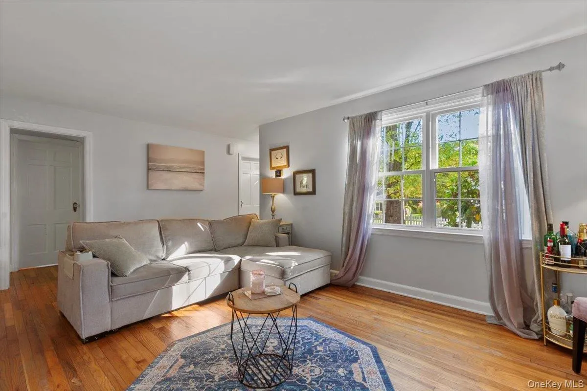 150 Parkview Place, Mount Kisco, NY, 4 Bedrooms Bedrooms, 7 Rooms Rooms,2 BathroomsBathrooms,Residential,For Rent,Parkview,0,1003500 150 Parkview Place, Mount Kisco, NY, 4 Bedrooms Bedrooms, 7 Rooms Rooms,2 BathroomsBathrooms,Residential,For Rent,Parkview,0,1003500