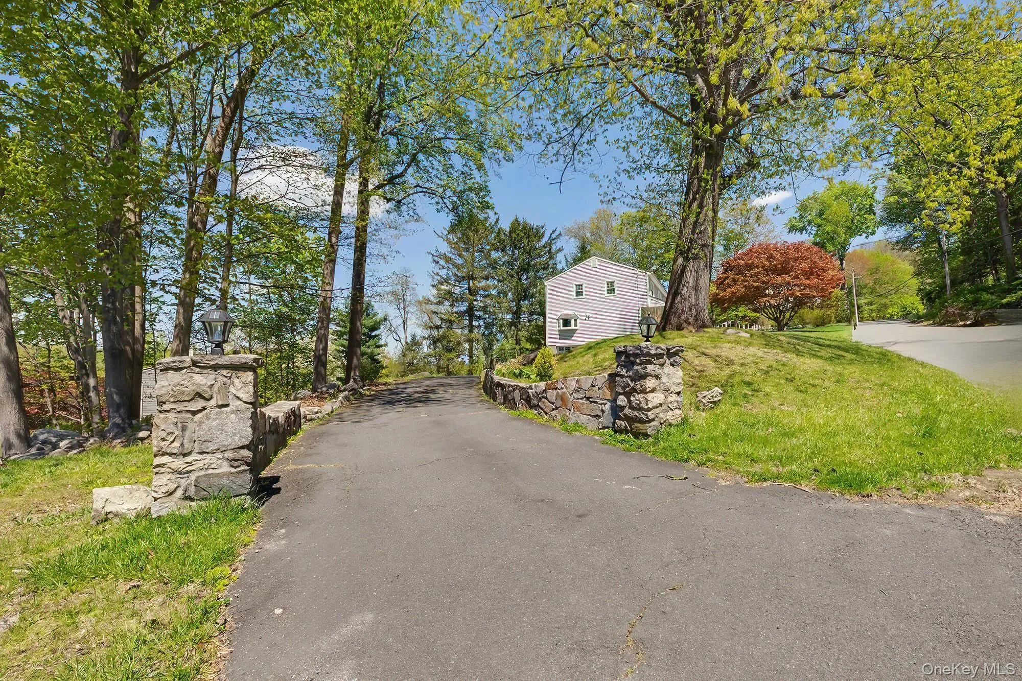 2 Alice Road, North Salem, NY, 4 Bedrooms Bedrooms, 8 Rooms Rooms,2 BathroomsBathrooms,Residential,For Rent,Alice,0,1003504 2 Alice Road, North Salem, NY, 4 Bedrooms Bedrooms, 8 Rooms Rooms,2 BathroomsBathrooms,Residential,For Rent,Alice,0,1003504