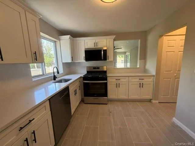 2730 Schurz Avenue, New York, NY, 2 Bedrooms Bedrooms, 5 Rooms Rooms,2 BathroomsBathrooms,Residential,For Rent,Schurz,0,1003508 2730 Schurz Avenue, New York, NY, 2 Bedrooms Bedrooms, 5 Rooms Rooms,2 BathroomsBathrooms,Residential,For Rent,Schurz,0,1003508