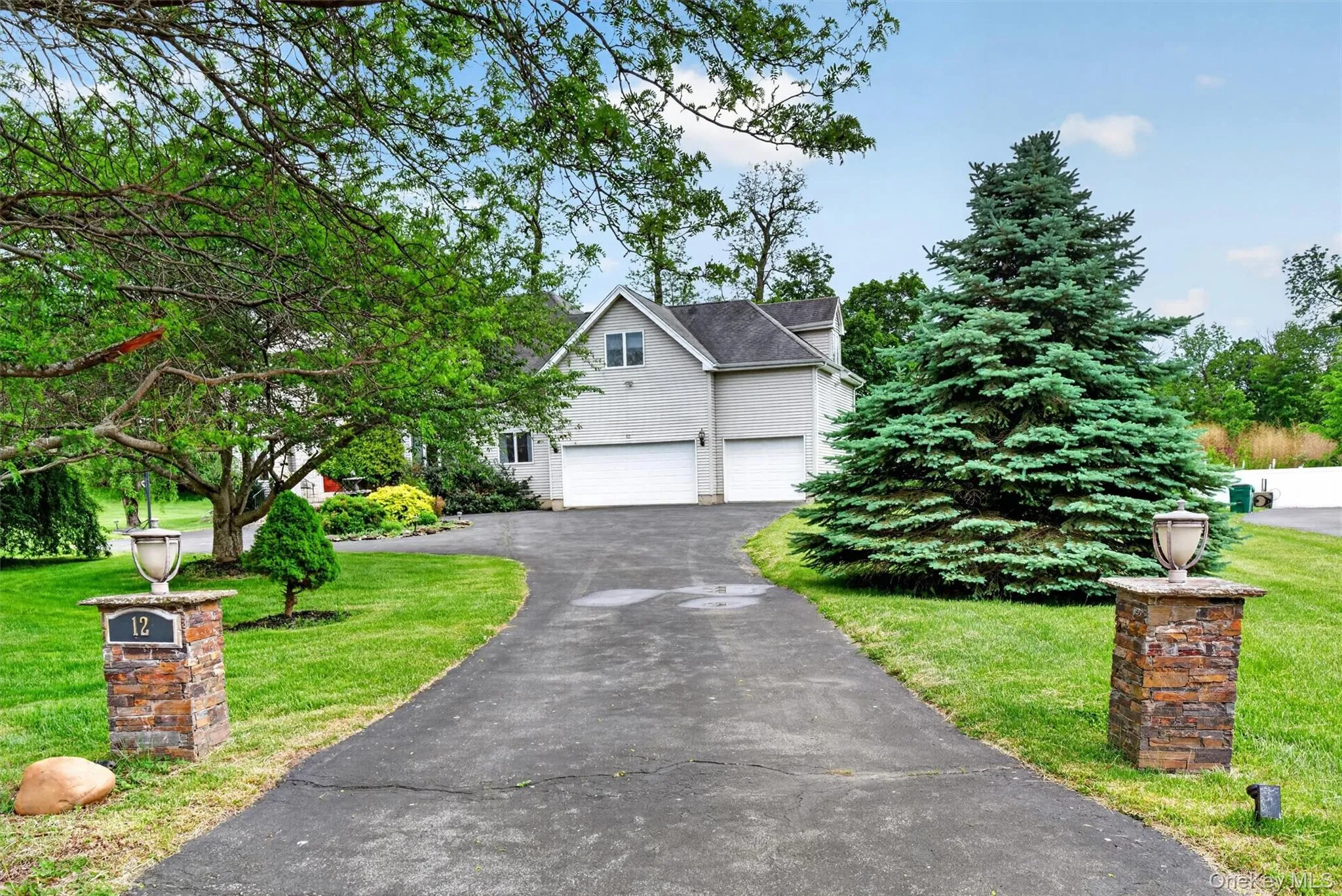 12 Loosestrife Drive, East Fishkill, NY, 4 Bedrooms Bedrooms, 13 Rooms Rooms,3 BathroomsBathrooms,Residential,For Rent,Loosestrife,0,1003511 12 Loosestrife Drive, East Fishkill, NY, 4 Bedrooms Bedrooms, 13 Rooms Rooms,3 BathroomsBathrooms,Residential,For Rent,Loosestrife,0,1003511