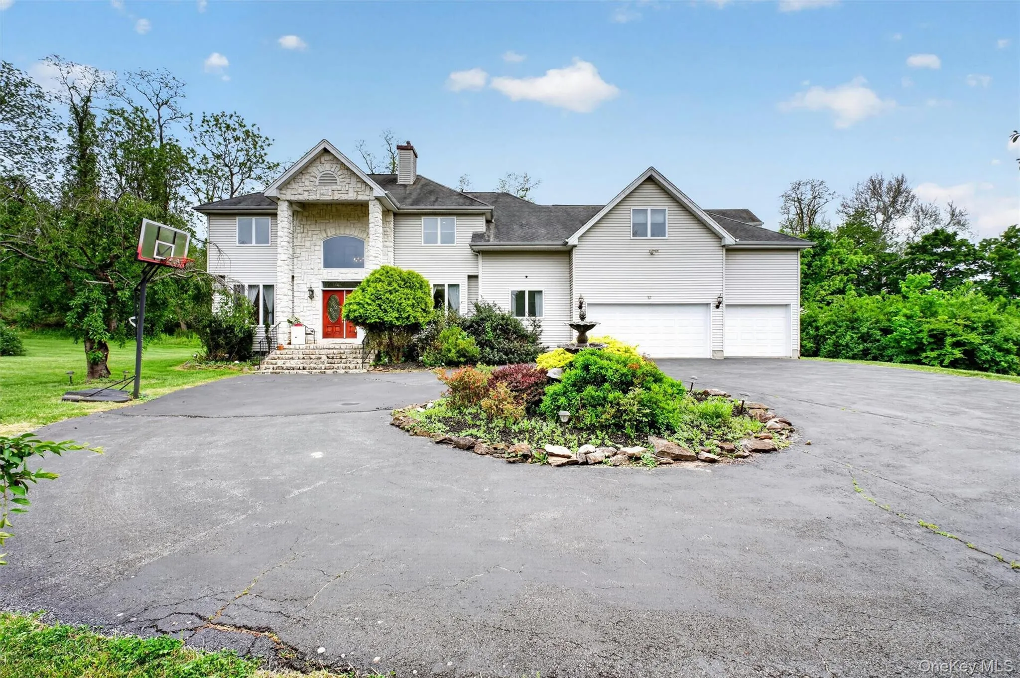 12 Loosestrife Drive, East Fishkill, NY, 4 Bedrooms Bedrooms, 13 Rooms Rooms,3 BathroomsBathrooms,Residential,For Rent,Loosestrife,0,1003511 12 Loosestrife Drive, East Fishkill, NY, 4 Bedrooms Bedrooms, 13 Rooms Rooms,3 BathroomsBathrooms,Residential,For Rent,Loosestrife,0,1003511