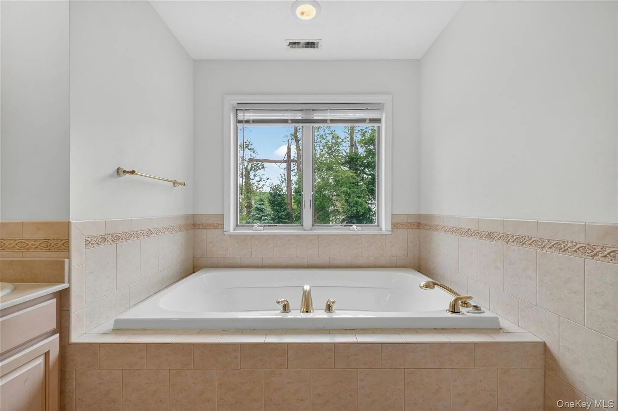 12 Loosestrife Drive, East Fishkill, NY, 4 Bedrooms Bedrooms, 13 Rooms Rooms,3 BathroomsBathrooms,Residential,For Rent,Loosestrife,0,1003511 12 Loosestrife Drive, East Fishkill, NY, 4 Bedrooms Bedrooms, 13 Rooms Rooms,3 BathroomsBathrooms,Residential,For Rent,Loosestrife,0,1003511