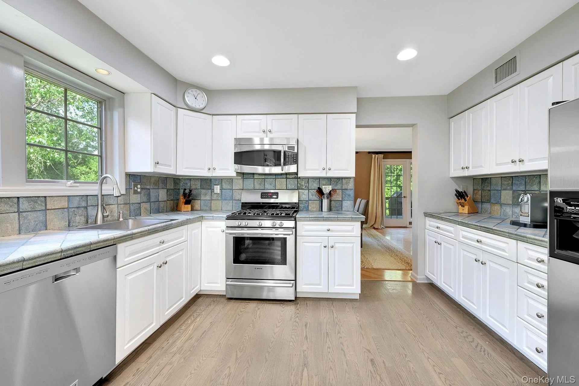 5 Mill Court, Greenburgh, NY, 3 Bedrooms Bedrooms, 7 Rooms Rooms,2 BathroomsBathrooms,Residential,For Rent,Mill,0,1003520 5 Mill Court, Greenburgh, NY, 3 Bedrooms Bedrooms, 7 Rooms Rooms,2 BathroomsBathrooms,Residential,For Rent,Mill,0,1003520