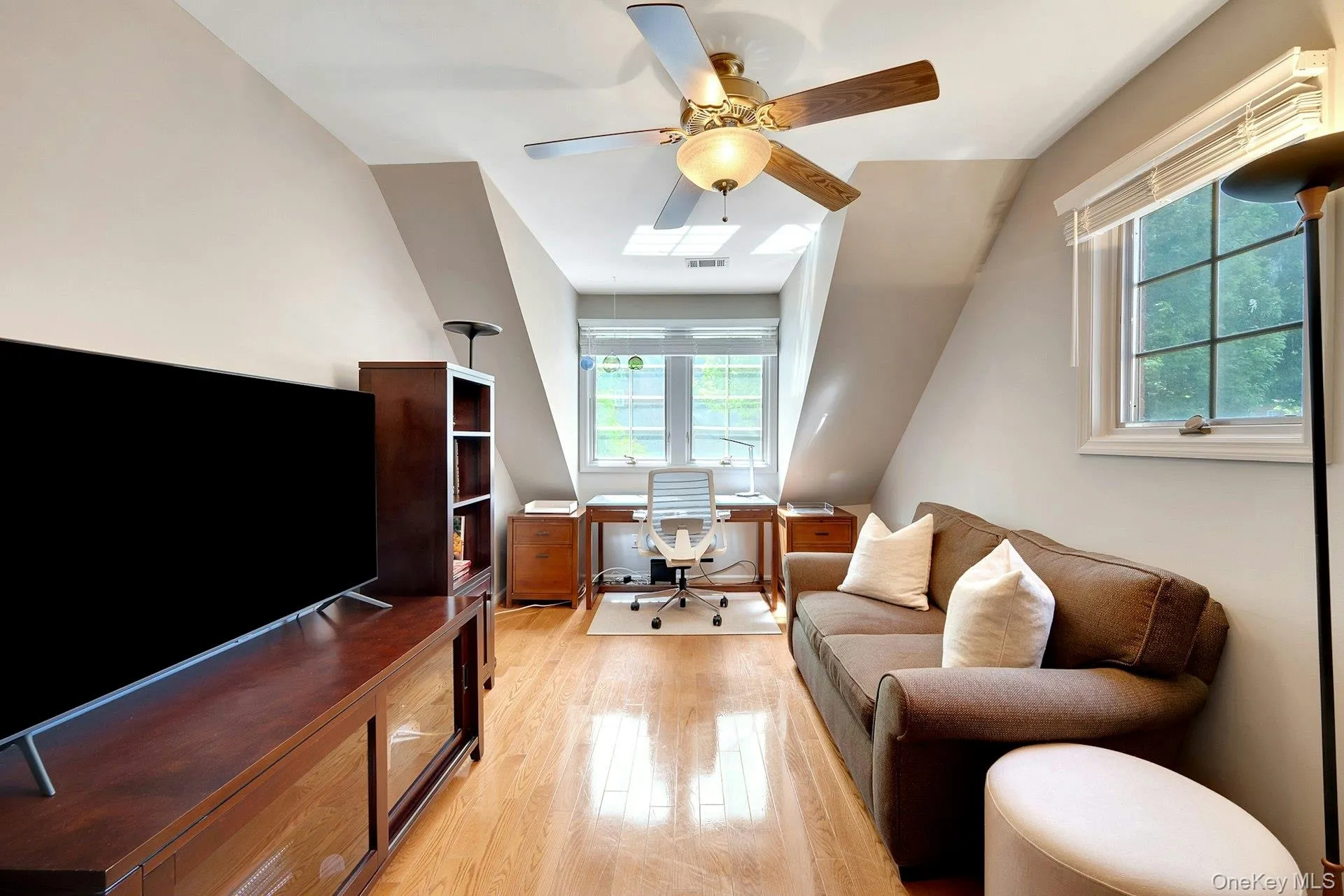 5 Mill Court, Greenburgh, NY, 3 Bedrooms Bedrooms, 7 Rooms Rooms,2 BathroomsBathrooms,Residential,For Rent,Mill,0,1003520 5 Mill Court, Greenburgh, NY, 3 Bedrooms Bedrooms, 7 Rooms Rooms,2 BathroomsBathrooms,Residential,For Rent,Mill,0,1003520