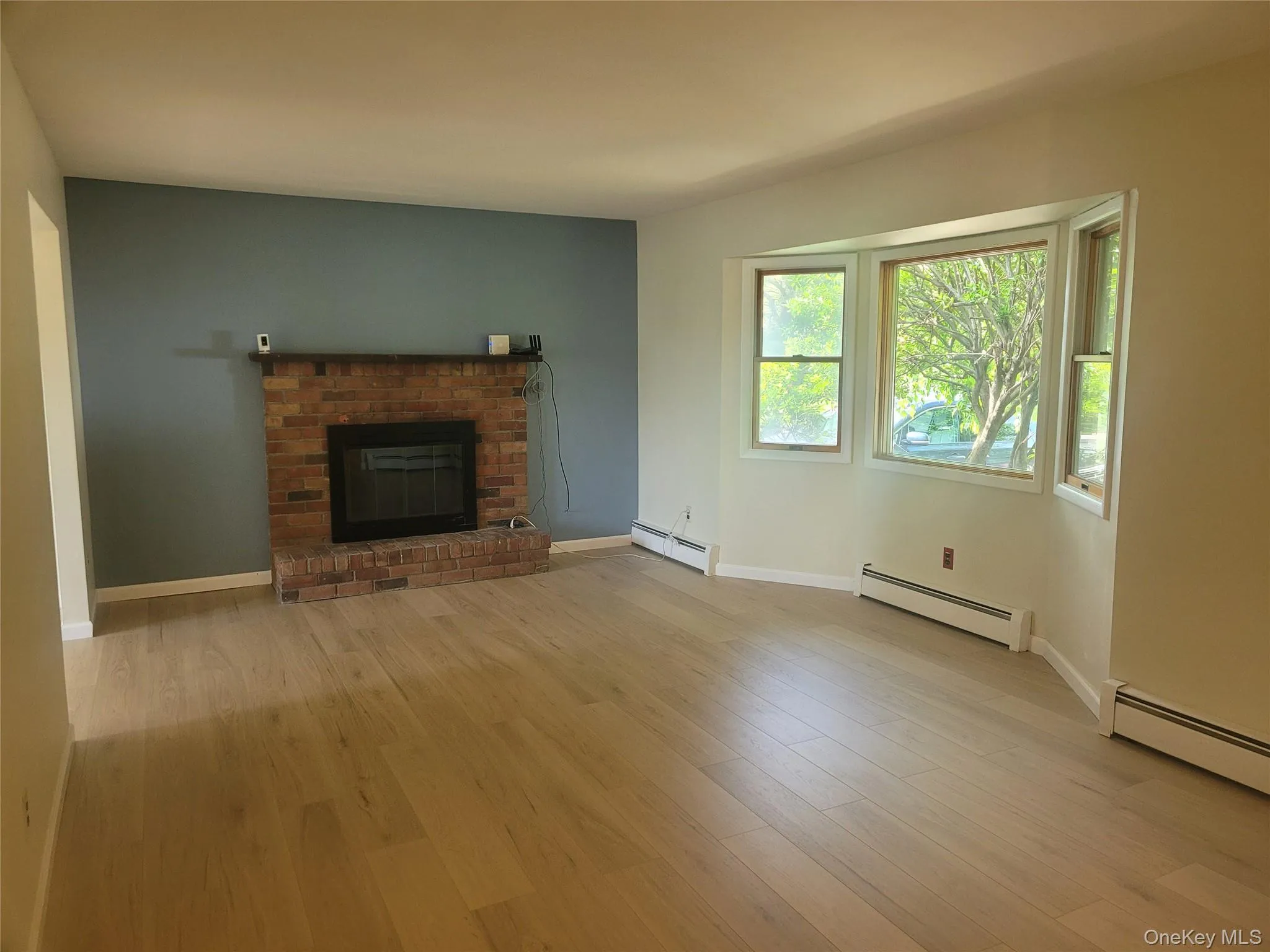 8 Cornell Road, Brookhaven, NY, 4 Bedrooms Bedrooms, 8 Rooms Rooms,2 BathroomsBathrooms,Residential,For Rent,Cornell,0,1003521 8 Cornell Road, Brookhaven, NY, 4 Bedrooms Bedrooms, 8 Rooms Rooms,2 BathroomsBathrooms,Residential,For Rent,Cornell,0,1003521