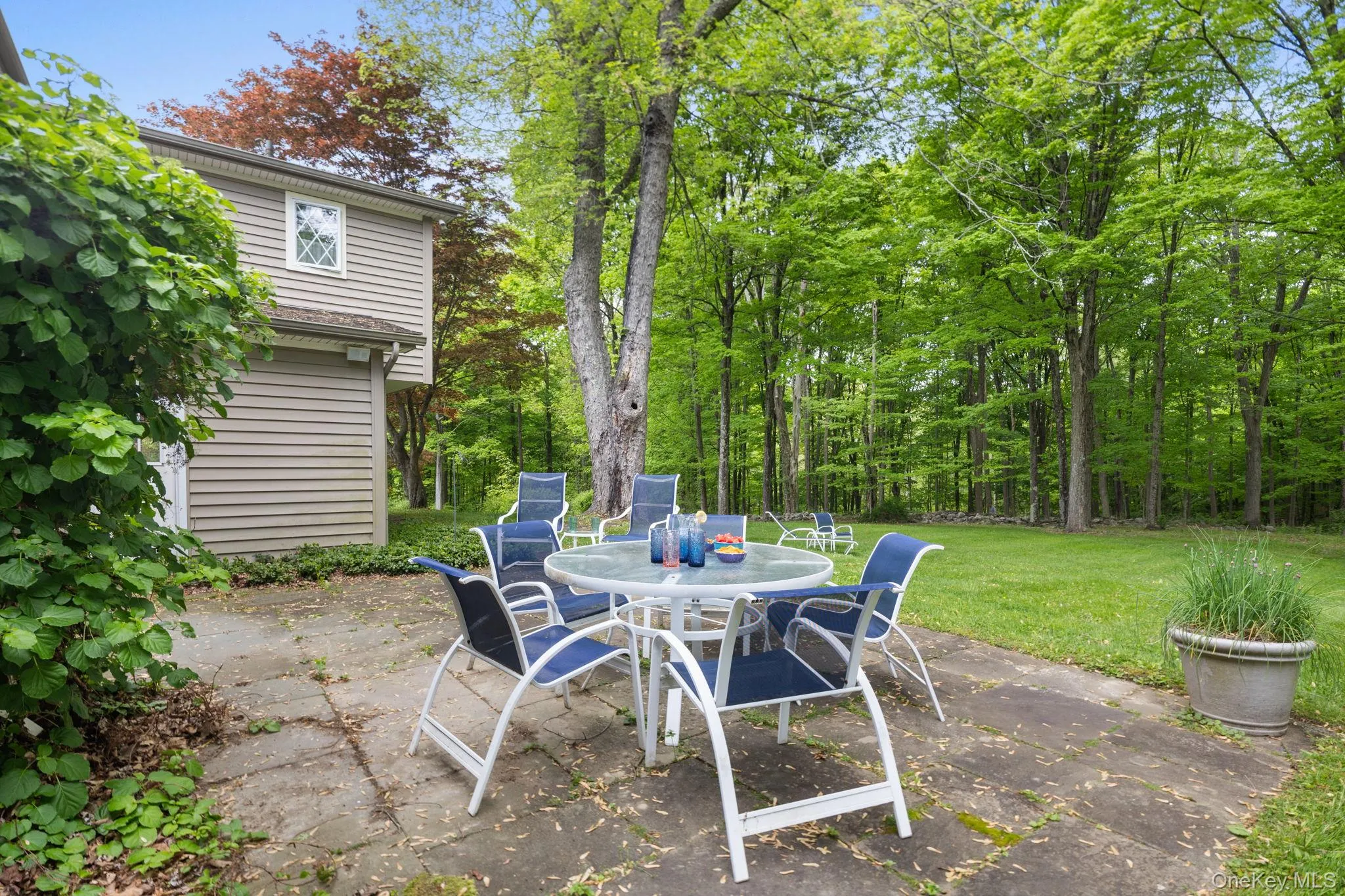Barbequing and al fresco dining awaits Barbequing and al fresco dining awaits