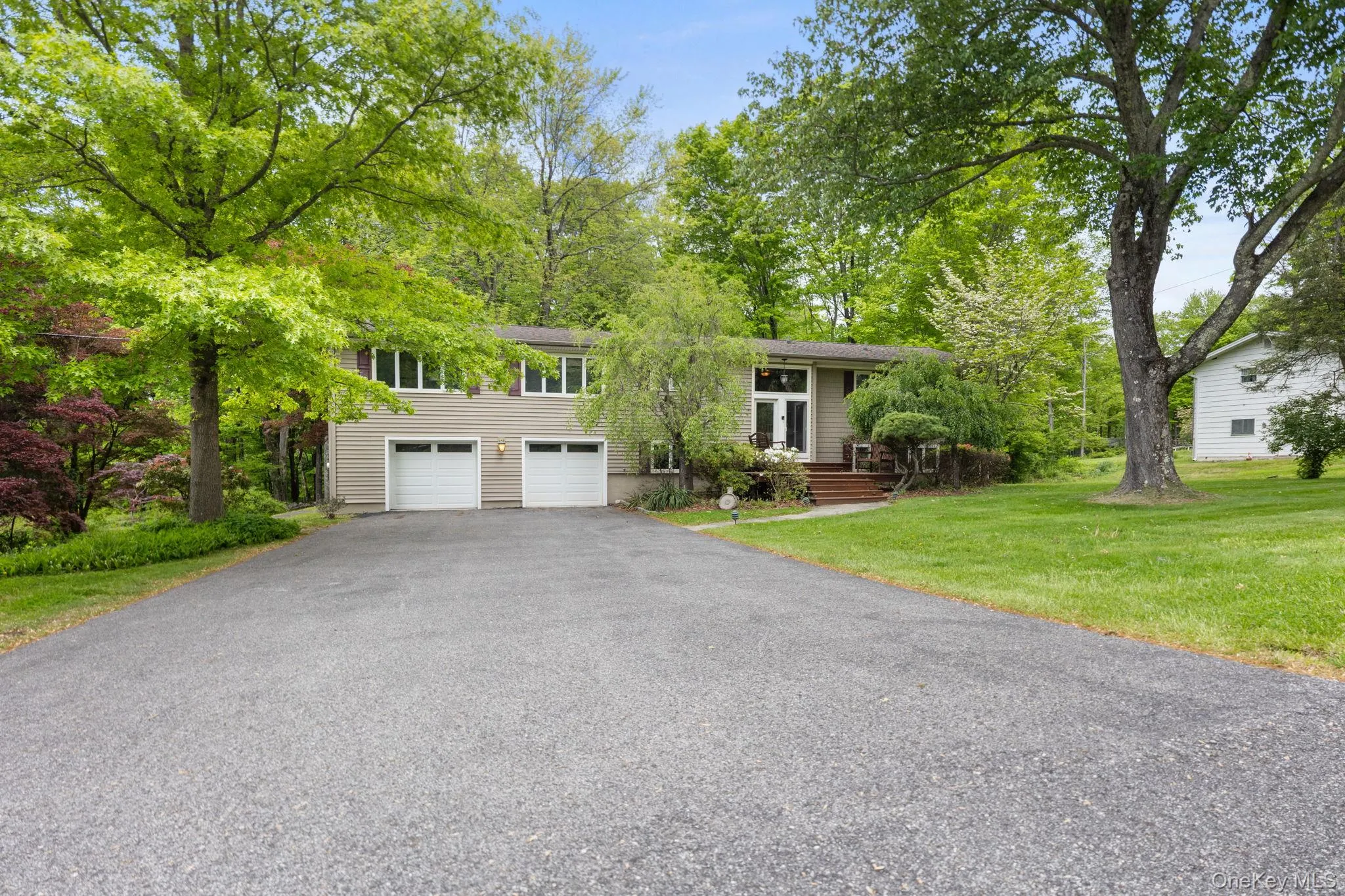 28 Leona Drive, Southeast, NY, 4 Bedrooms Bedrooms, 8 Rooms Rooms,2 BathroomsBathrooms,Residential,For Rent,Leona,0,1003524 28 Leona Drive, Southeast, NY, 4 Bedrooms Bedrooms, 8 Rooms Rooms,2 BathroomsBathrooms,Residential,For Rent,Leona,0,1003524