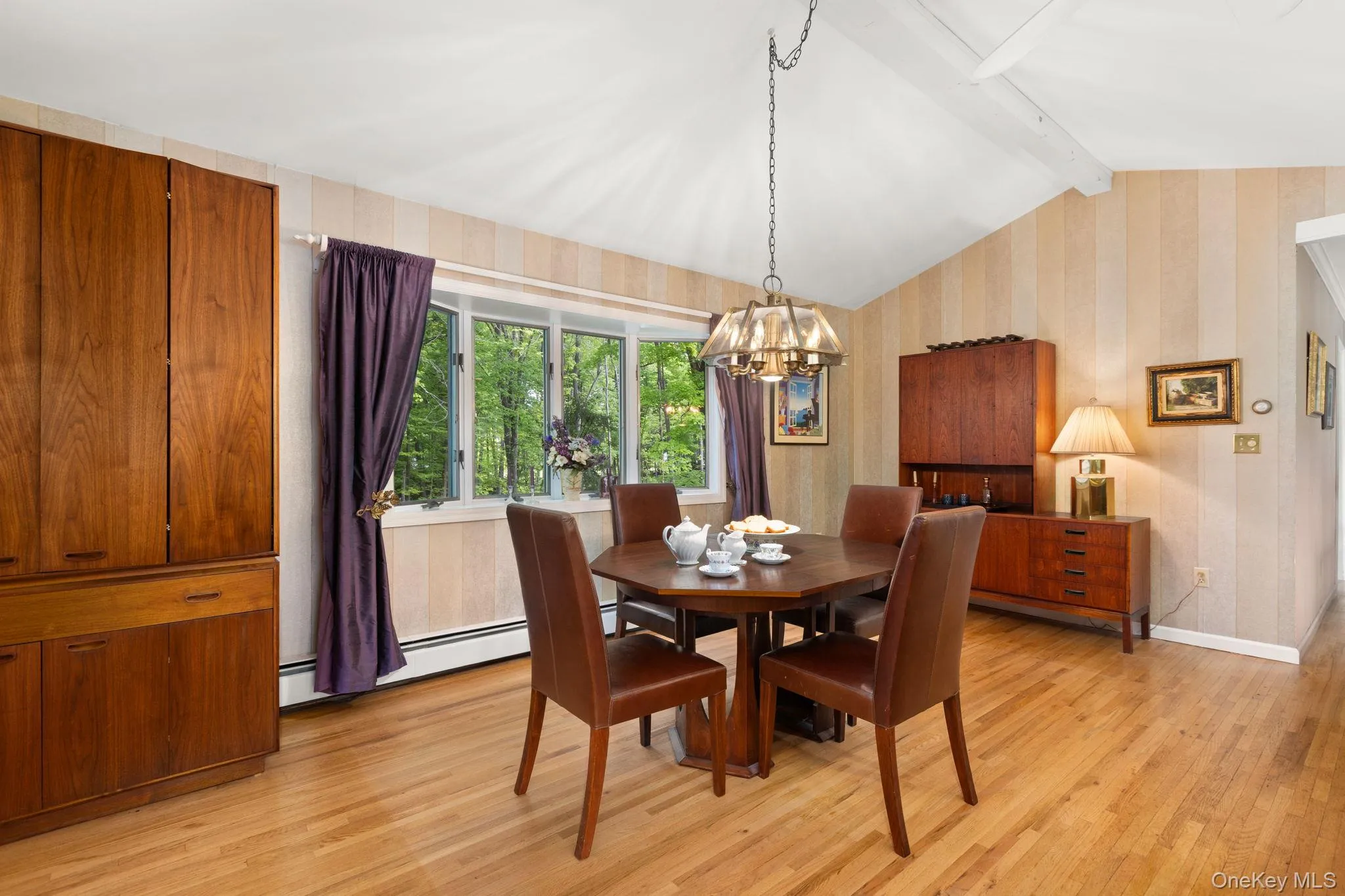 28 Leona Drive, Southeast, NY, 4 Bedrooms Bedrooms, 8 Rooms Rooms,2 BathroomsBathrooms,Residential,For Rent,Leona,0,1003524 28 Leona Drive, Southeast, NY, 4 Bedrooms Bedrooms, 8 Rooms Rooms,2 BathroomsBathrooms,Residential,For Rent,Leona,0,1003524