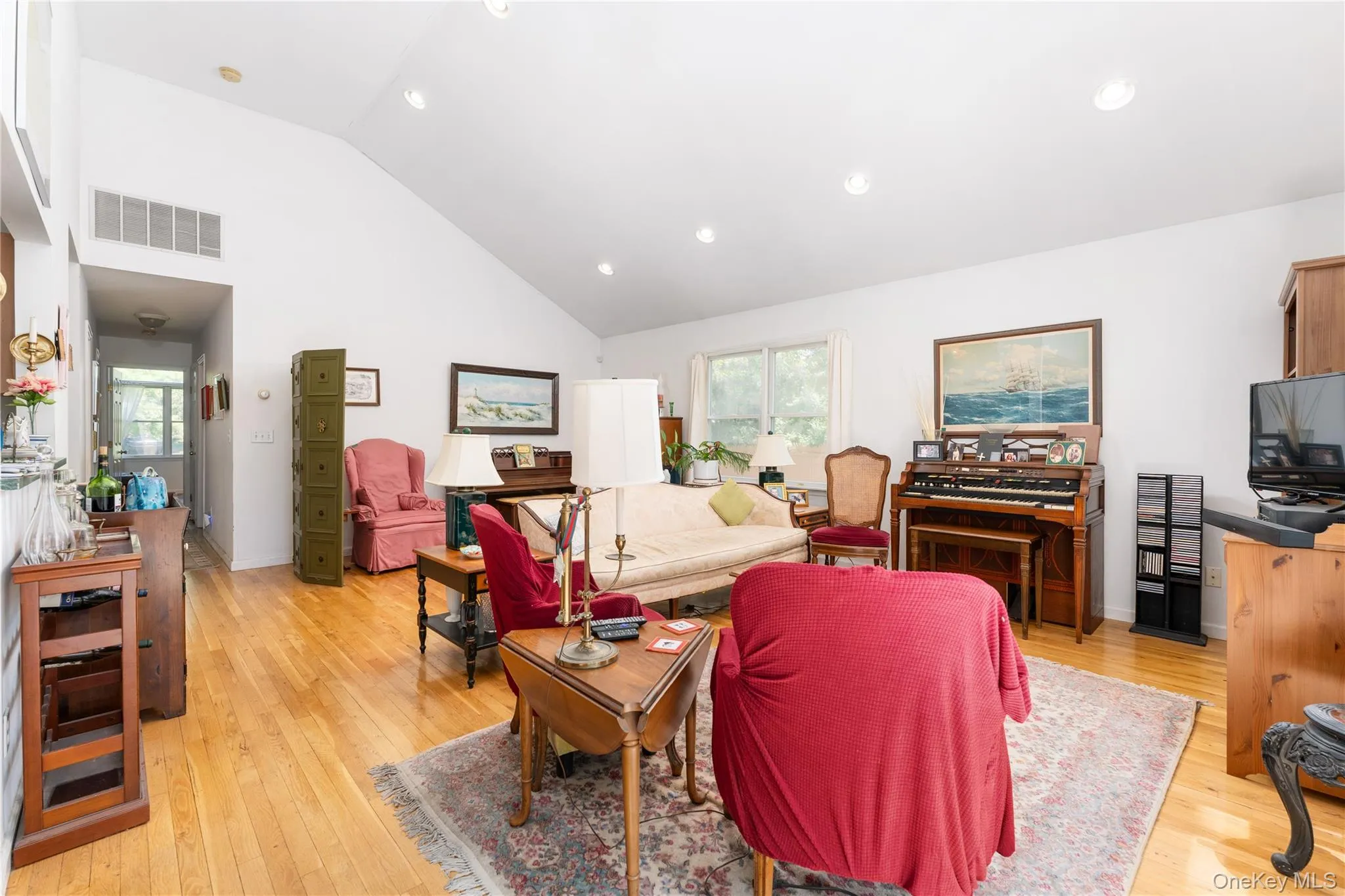 47 Suffolk Road, Southampton, NY, 3 Bedrooms Bedrooms, 8 Rooms Rooms,2 BathroomsBathrooms,Residential,For Rent,Suffolk,0,1003525 47 Suffolk Road, Southampton, NY, 3 Bedrooms Bedrooms, 8 Rooms Rooms,2 BathroomsBathrooms,Residential,For Rent,Suffolk,0,1003525