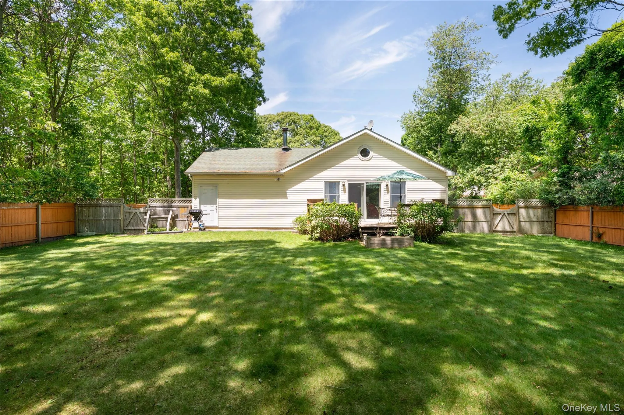 47 Suffolk Road, Southampton, NY, 3 Bedrooms Bedrooms, 8 Rooms Rooms,2 BathroomsBathrooms,Residential,For Rent,Suffolk,0,1003525 47 Suffolk Road, Southampton, NY, 3 Bedrooms Bedrooms, 8 Rooms Rooms,2 BathroomsBathrooms,Residential,For Rent,Suffolk,0,1003525