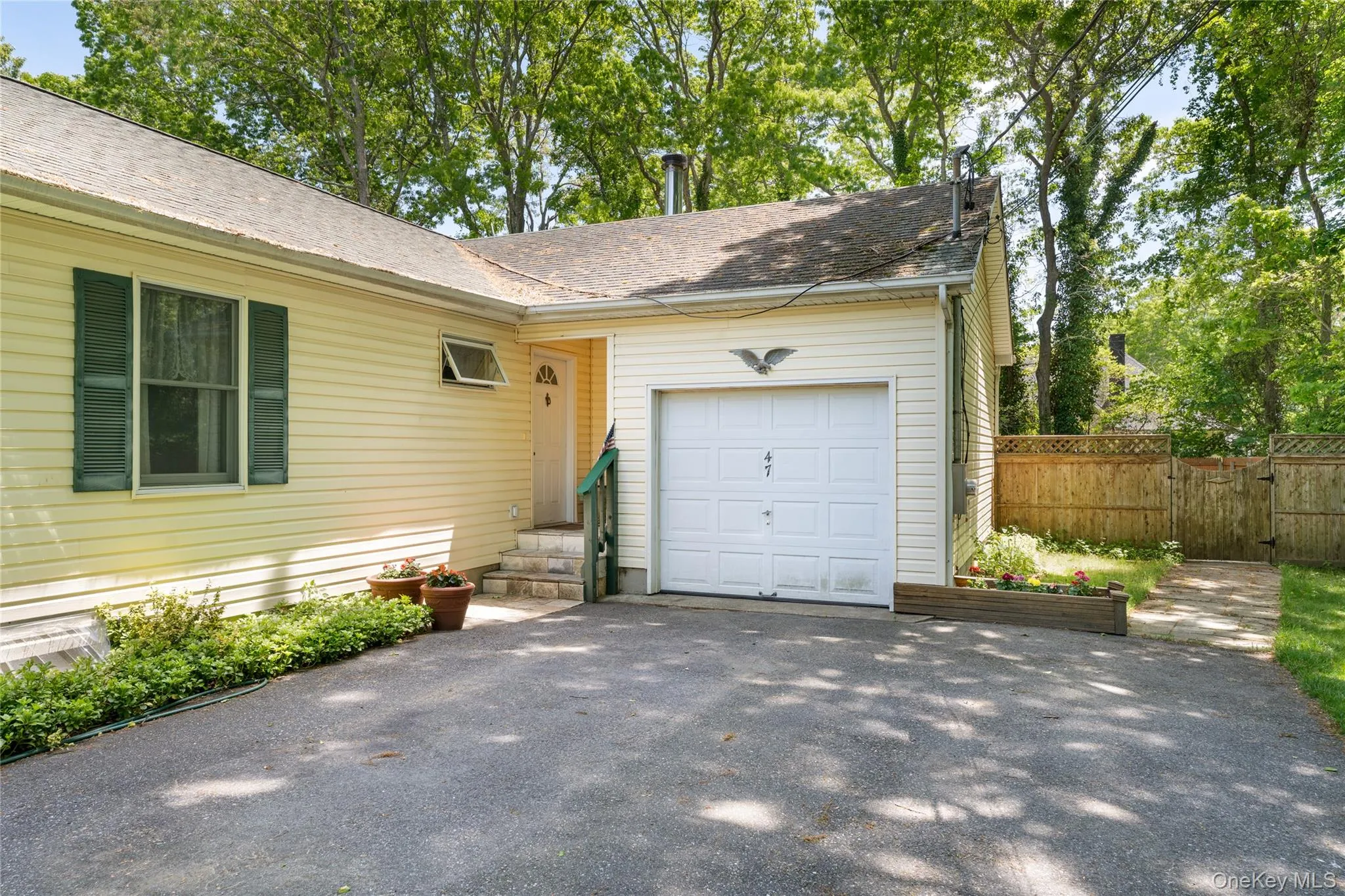 47 Suffolk Road, Southampton, NY, 3 Bedrooms Bedrooms, 8 Rooms Rooms,2 BathroomsBathrooms,Residential,For Rent,Suffolk,0,1003525 47 Suffolk Road, Southampton, NY, 3 Bedrooms Bedrooms, 8 Rooms Rooms,2 BathroomsBathrooms,Residential,For Rent,Suffolk,0,1003525