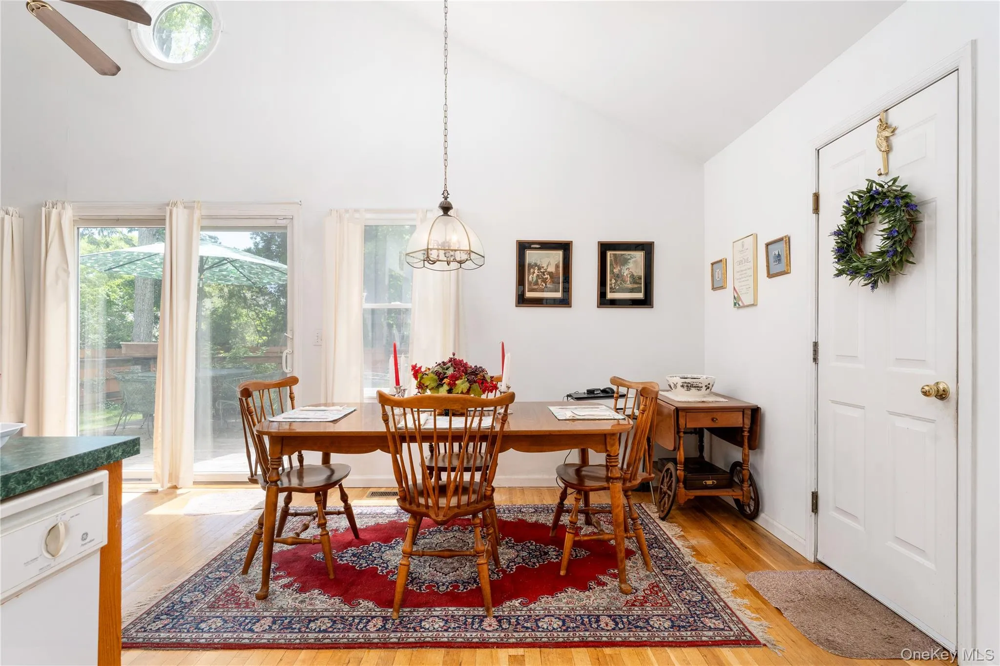 47 Suffolk Road, Southampton, NY, 3 Bedrooms Bedrooms, 8 Rooms Rooms,2 BathroomsBathrooms,Residential,For Rent,Suffolk,0,1003525 47 Suffolk Road, Southampton, NY, 3 Bedrooms Bedrooms, 8 Rooms Rooms,2 BathroomsBathrooms,Residential,For Rent,Suffolk,0,1003525
