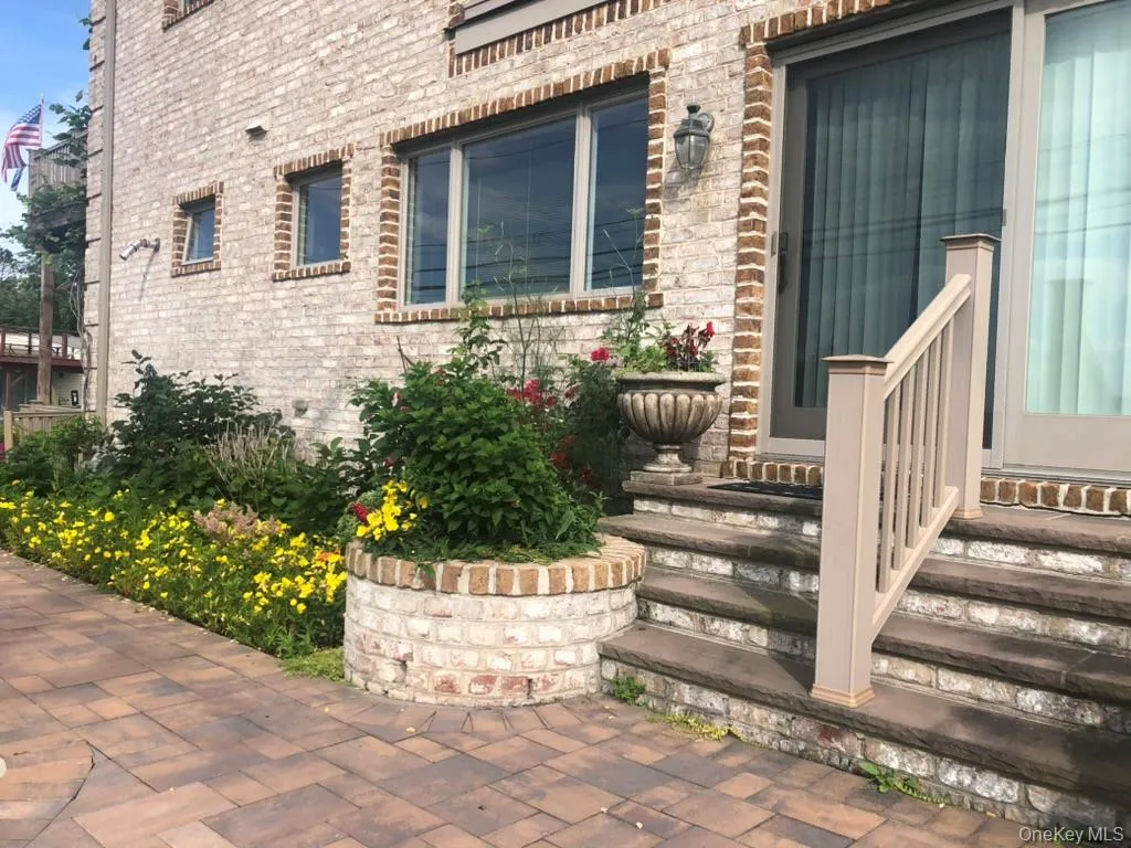 345 Old Cove Boulevard, Southold, NY, 2 Bedrooms Bedrooms, 7 Rooms Rooms,3 BathroomsBathrooms,Residential Lease,For Rent,Old Cove,0,1003530 345 Old Cove Boulevard, Southold, NY, 2 Bedrooms Bedrooms, 7 Rooms Rooms,3 BathroomsBathrooms,Residential Lease,For Rent,Old Cove,0,1003530