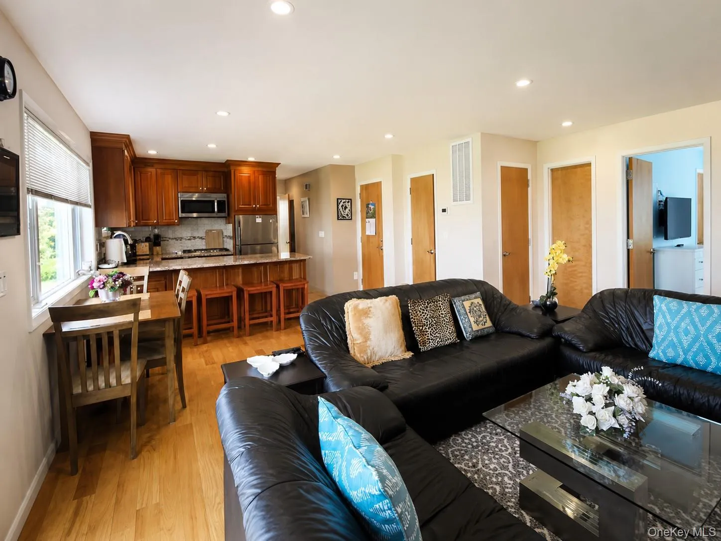 345 Old Cove Boulevard, Southold, NY, 2 Bedrooms Bedrooms, 7 Rooms Rooms,3 BathroomsBathrooms,Residential Lease,For Rent,Old Cove,0,1003530 345 Old Cove Boulevard, Southold, NY, 2 Bedrooms Bedrooms, 7 Rooms Rooms,3 BathroomsBathrooms,Residential Lease,For Rent,Old Cove,0,1003530
