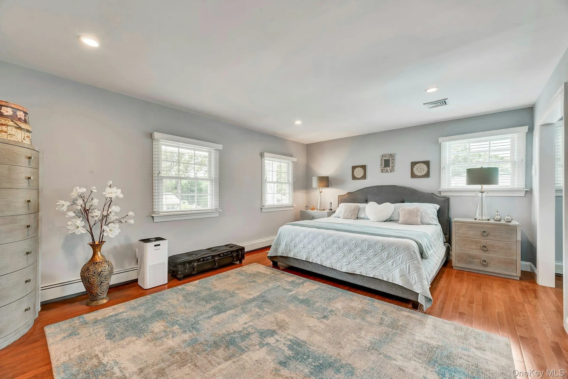 23 Gaynor Avenue, Smithtown, NY, 4 Bedrooms Bedrooms, 8 Rooms Rooms,2 BathroomsBathrooms,Residential,For Rent,Gaynor,0,1003531 23 Gaynor Avenue, Smithtown, NY, 4 Bedrooms Bedrooms, 8 Rooms Rooms,2 BathroomsBathrooms,Residential,For Rent,Gaynor,0,1003531