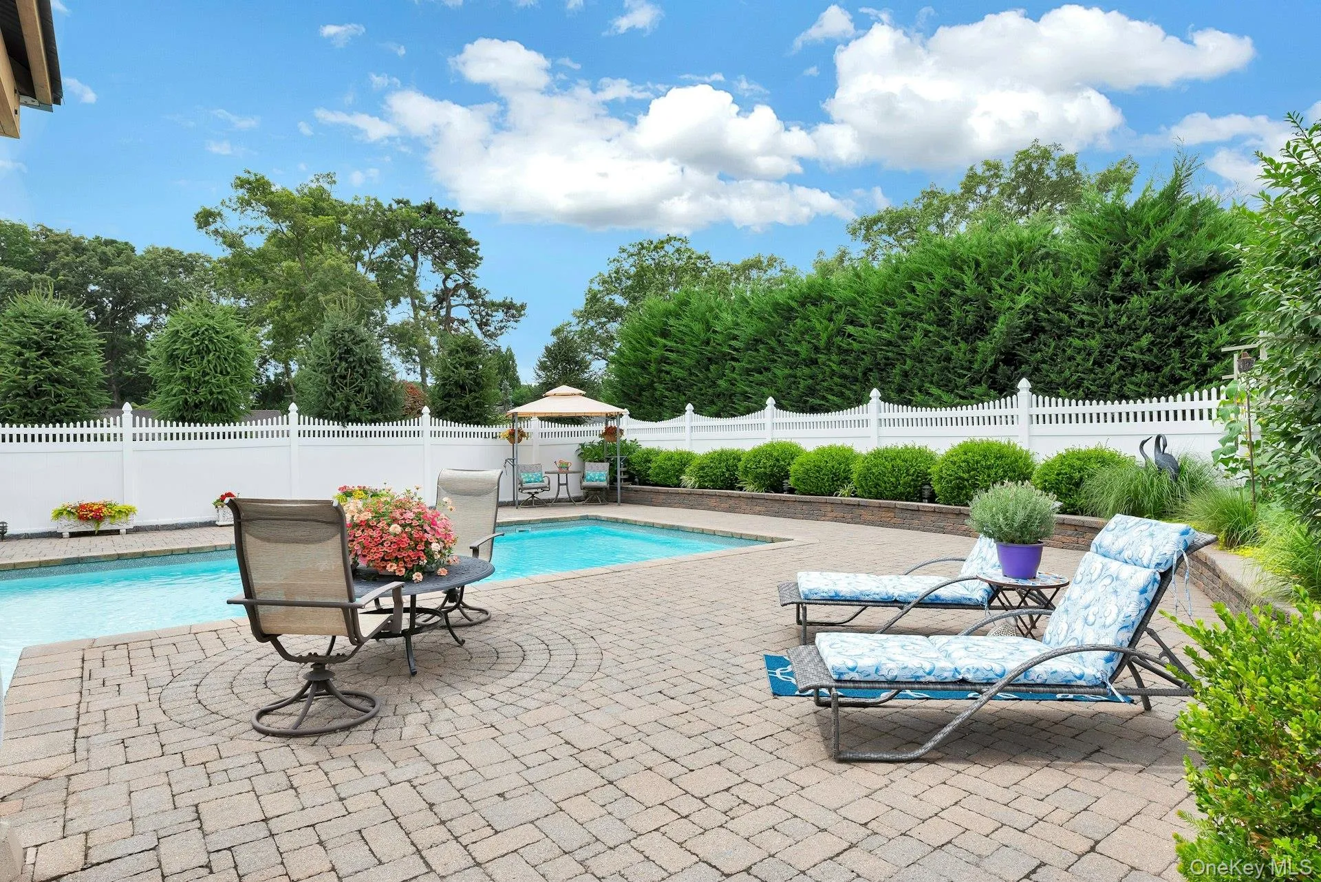 23 Gaynor Avenue, Smithtown, NY, 4 Bedrooms Bedrooms, 8 Rooms Rooms,2 BathroomsBathrooms,Residential,For Rent,Gaynor,0,1003531 23 Gaynor Avenue, Smithtown, NY, 4 Bedrooms Bedrooms, 8 Rooms Rooms,2 BathroomsBathrooms,Residential,For Rent,Gaynor,0,1003531