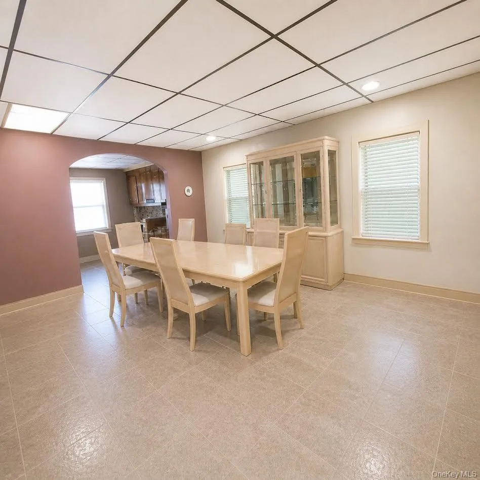 16422 Grand Central Parkway, New York, NY, 3 Bedrooms Bedrooms, 6 Rooms Rooms,1 BathroomBathrooms,Residential Lease,For Rent,Grand Central,0,1003535 16422 Grand Central Parkway, New York, NY, 3 Bedrooms Bedrooms, 6 Rooms Rooms,1 BathroomBathrooms,Residential Lease,For Rent,Grand Central,0,1003535