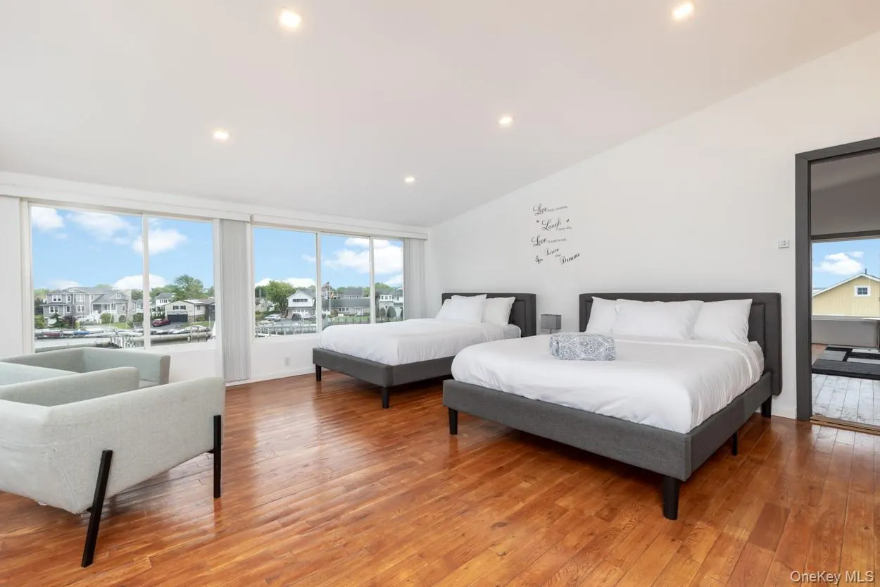 200 Clocks Boulevard, Oyster Bay, NY, 3 Bedrooms Bedrooms, 10 Rooms Rooms,3 BathroomsBathrooms,Residential,For Rent,Clocks,0,1003539 200 Clocks Boulevard, Oyster Bay, NY, 3 Bedrooms Bedrooms, 10 Rooms Rooms,3 BathroomsBathrooms,Residential,For Rent,Clocks,0,1003539