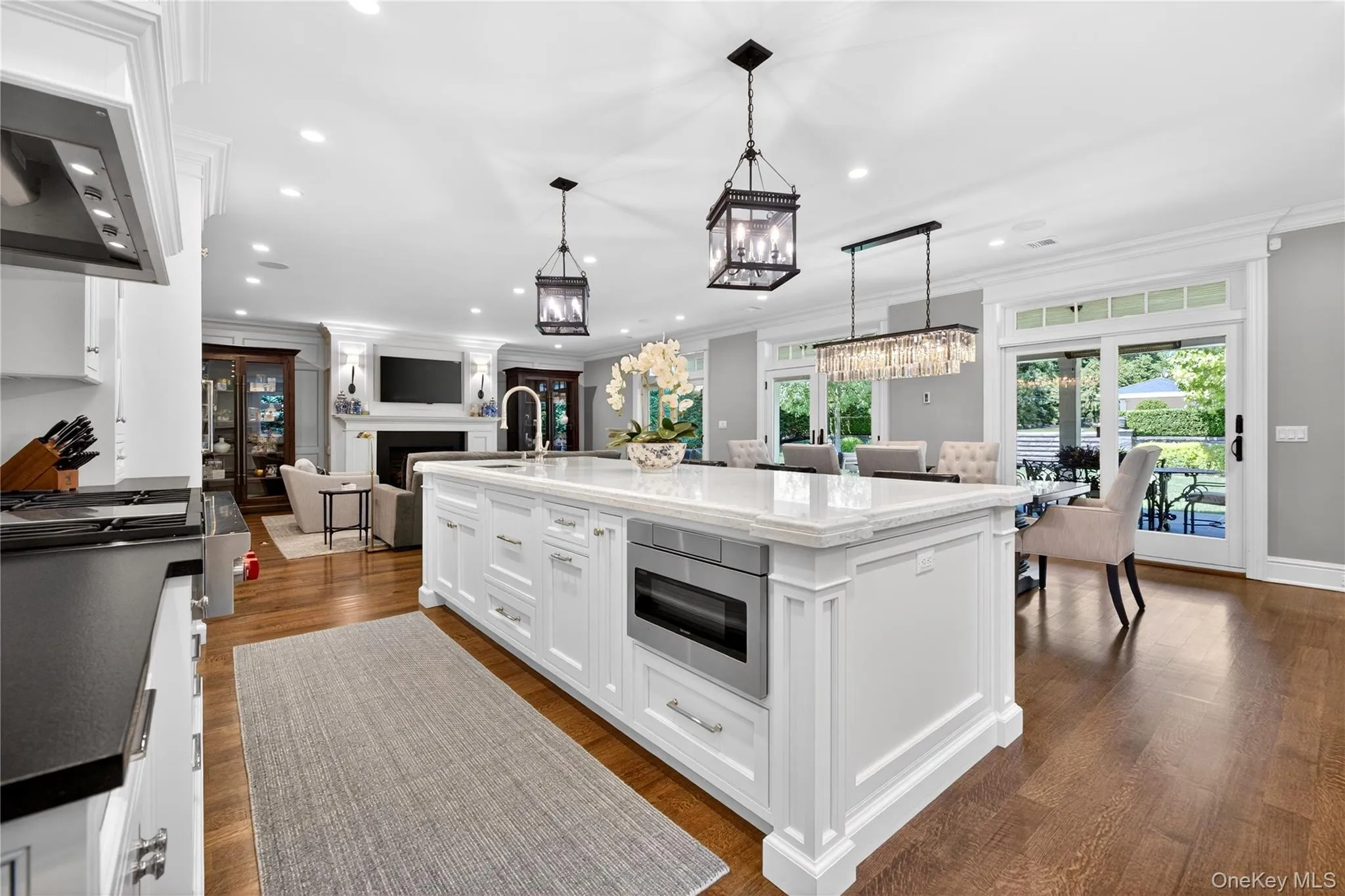379 Frost Pond Road, Oyster Bay, NY, 3 Bedrooms Bedrooms, 10 Rooms Rooms,2 BathroomsBathrooms,Residential,For Rent,Frost Pond,0,1003540 379 Frost Pond Road, Oyster Bay, NY, 3 Bedrooms Bedrooms, 10 Rooms Rooms,2 BathroomsBathrooms,Residential,For Rent,Frost Pond,0,1003540