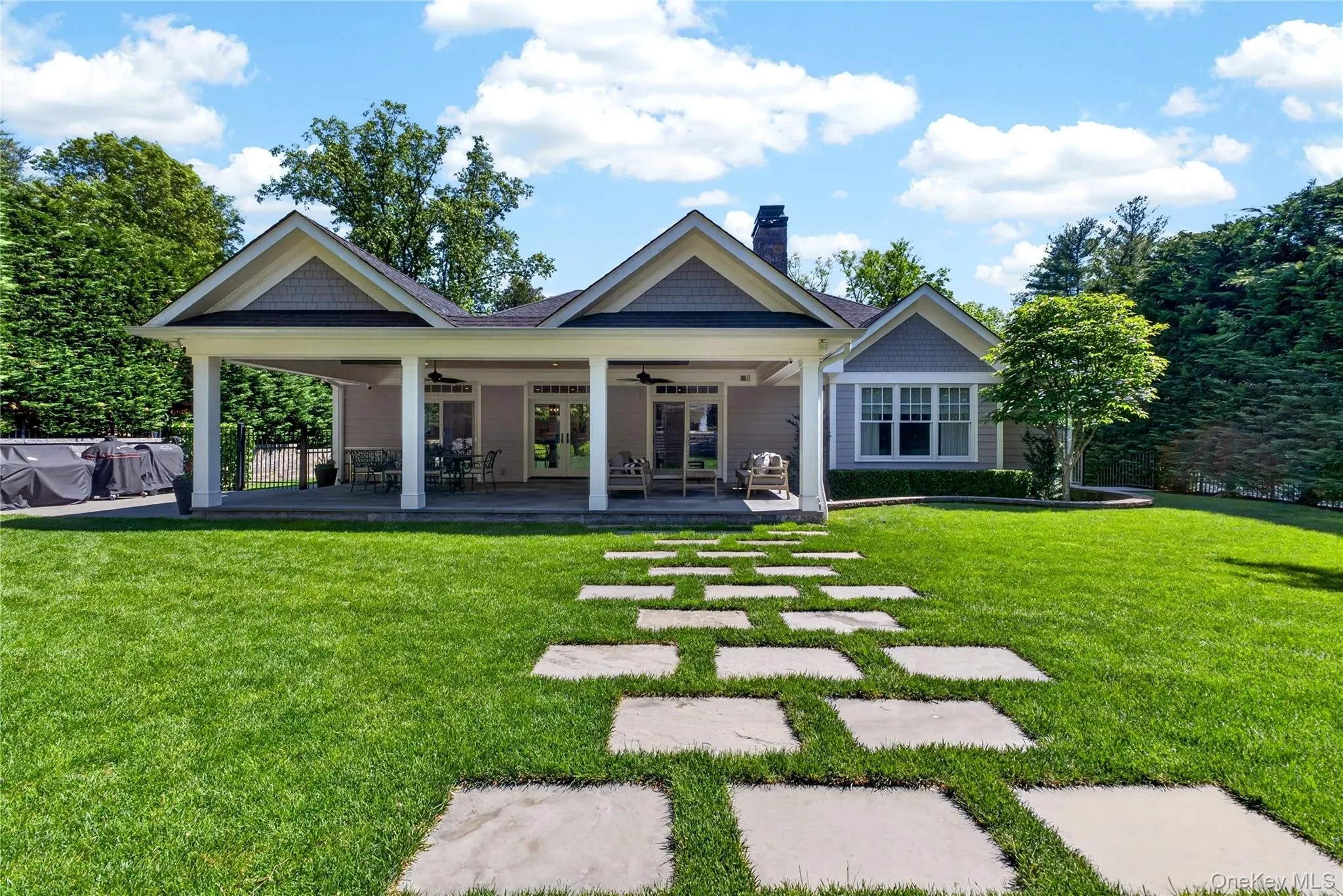 379 Frost Pond Road, Oyster Bay, NY, 3 Bedrooms Bedrooms, 10 Rooms Rooms,2 BathroomsBathrooms,Residential,For Rent,Frost Pond,0,1003540 379 Frost Pond Road, Oyster Bay, NY, 3 Bedrooms Bedrooms, 10 Rooms Rooms,2 BathroomsBathrooms,Residential,For Rent,Frost Pond,0,1003540