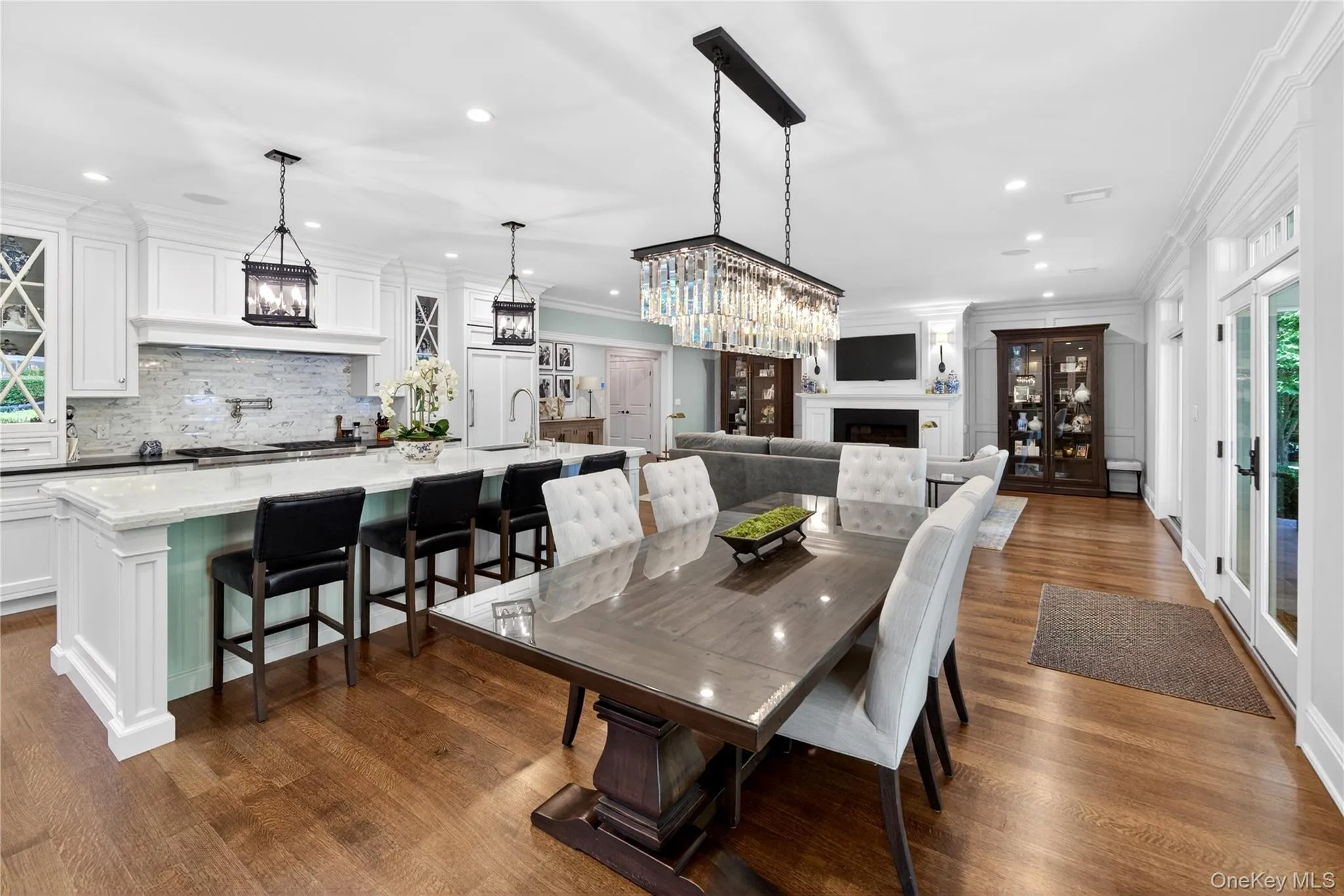 379 Frost Pond Road, Oyster Bay, NY, 3 Bedrooms Bedrooms, 10 Rooms Rooms,2 BathroomsBathrooms,Residential,For Rent,Frost Pond,0,1003540 379 Frost Pond Road, Oyster Bay, NY, 3 Bedrooms Bedrooms, 10 Rooms Rooms,2 BathroomsBathrooms,Residential,For Rent,Frost Pond,0,1003540
