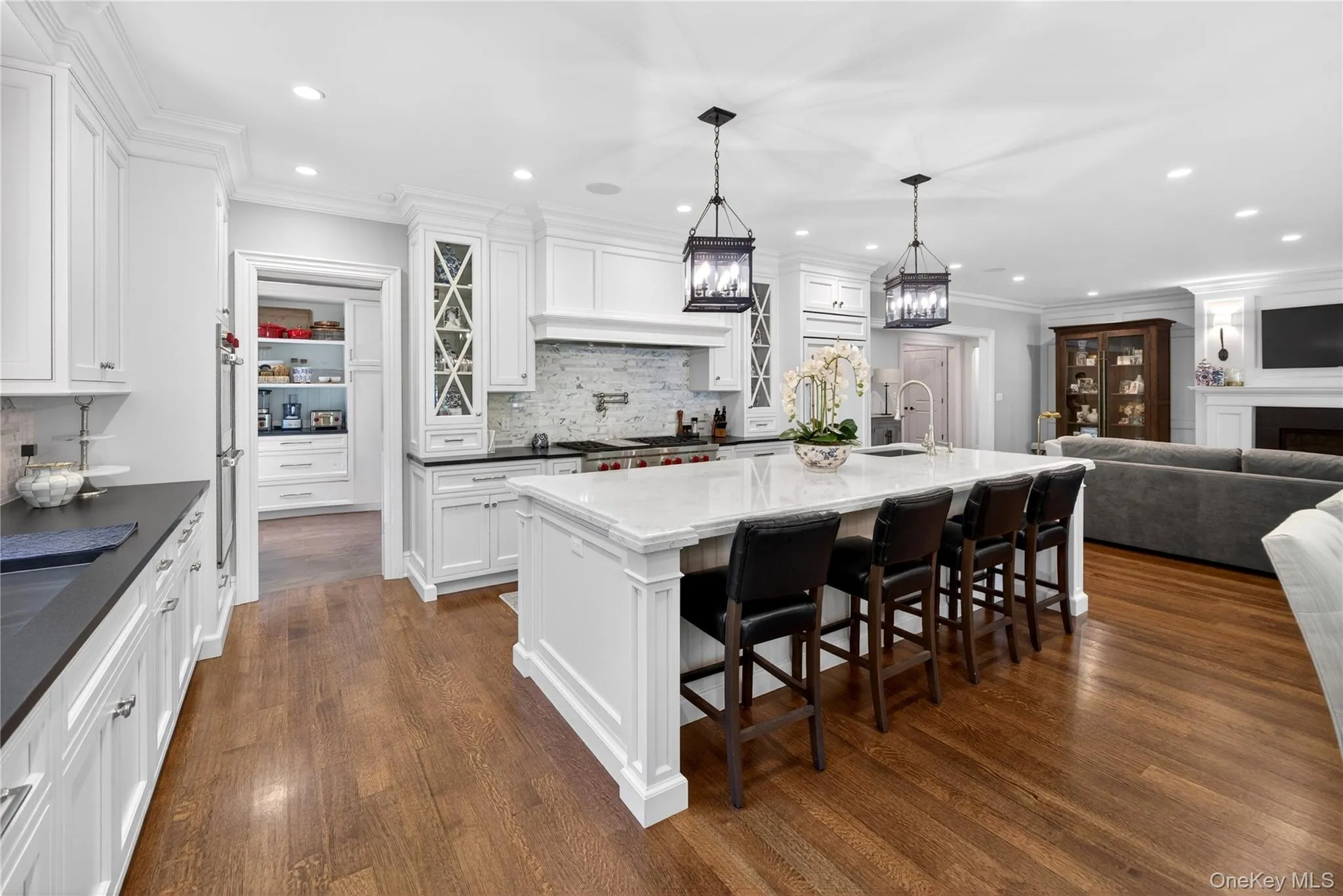 379 Frost Pond Road, Oyster Bay, NY, 3 Bedrooms Bedrooms, 10 Rooms Rooms,2 BathroomsBathrooms,Residential,For Rent,Frost Pond,0,1003540 379 Frost Pond Road, Oyster Bay, NY, 3 Bedrooms Bedrooms, 10 Rooms Rooms,2 BathroomsBathrooms,Residential,For Rent,Frost Pond,0,1003540