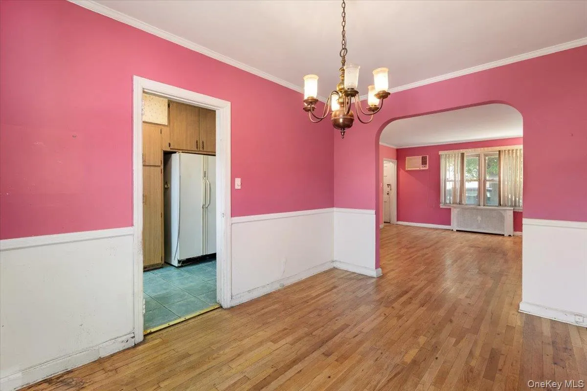 8253 251st Street, New York, NY, 3 Bedrooms Bedrooms, 6 Rooms Rooms,1 BathroomBathrooms,Residential,For Rent,251st,0,1003542 8253 251st Street, New York, NY, 3 Bedrooms Bedrooms, 6 Rooms Rooms,1 BathroomBathrooms,Residential,For Rent,251st,0,1003542
