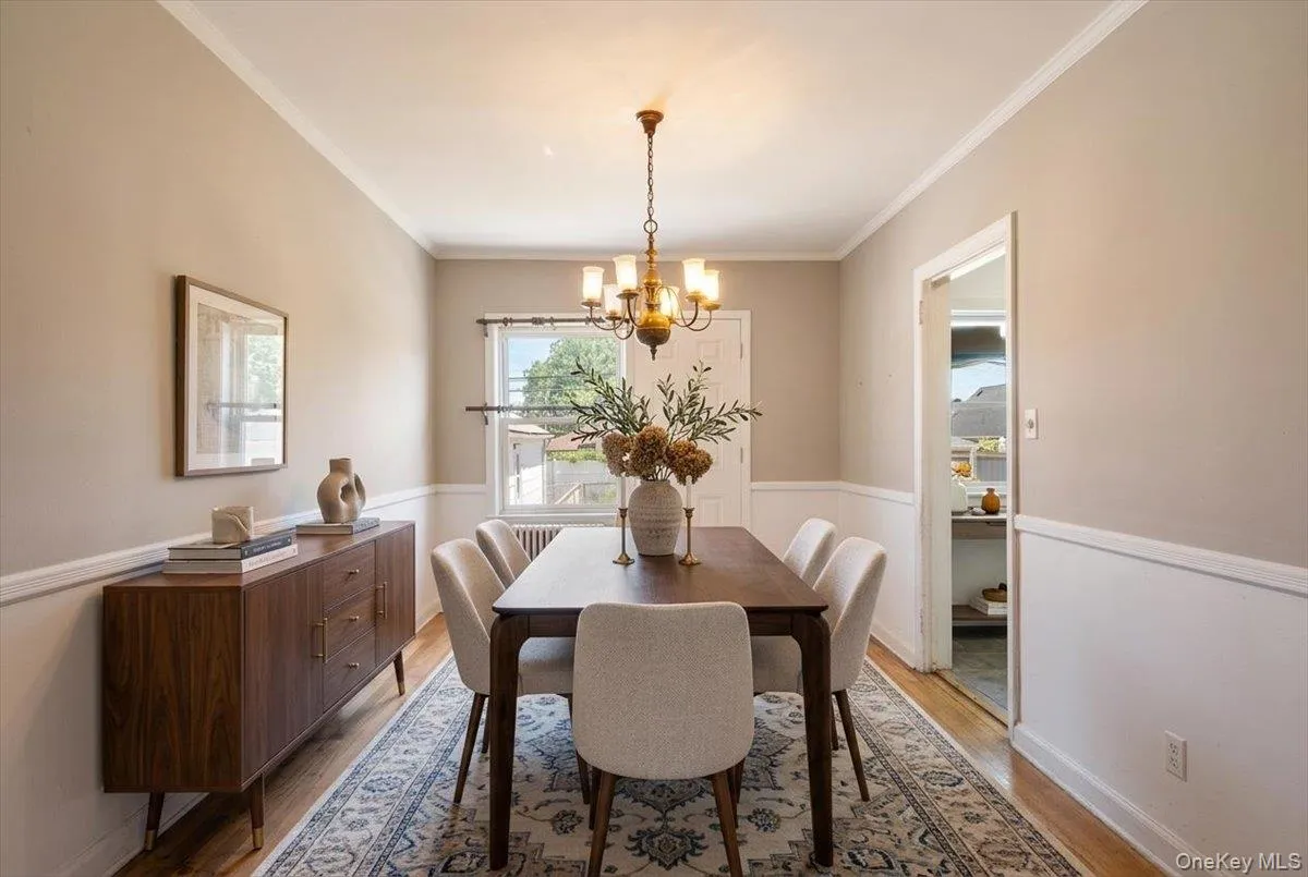 8253 251st Street, New York, NY, 3 Bedrooms Bedrooms, 6 Rooms Rooms,1 BathroomBathrooms,Residential,For Rent,251st,0,1003542 8253 251st Street, New York, NY, 3 Bedrooms Bedrooms, 6 Rooms Rooms,1 BathroomBathrooms,Residential,For Rent,251st,0,1003542